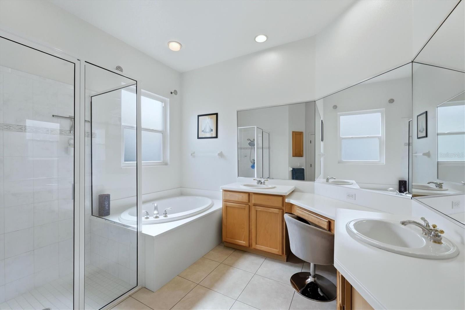 Image 21 of 53 For 745 Fordingbridge Way