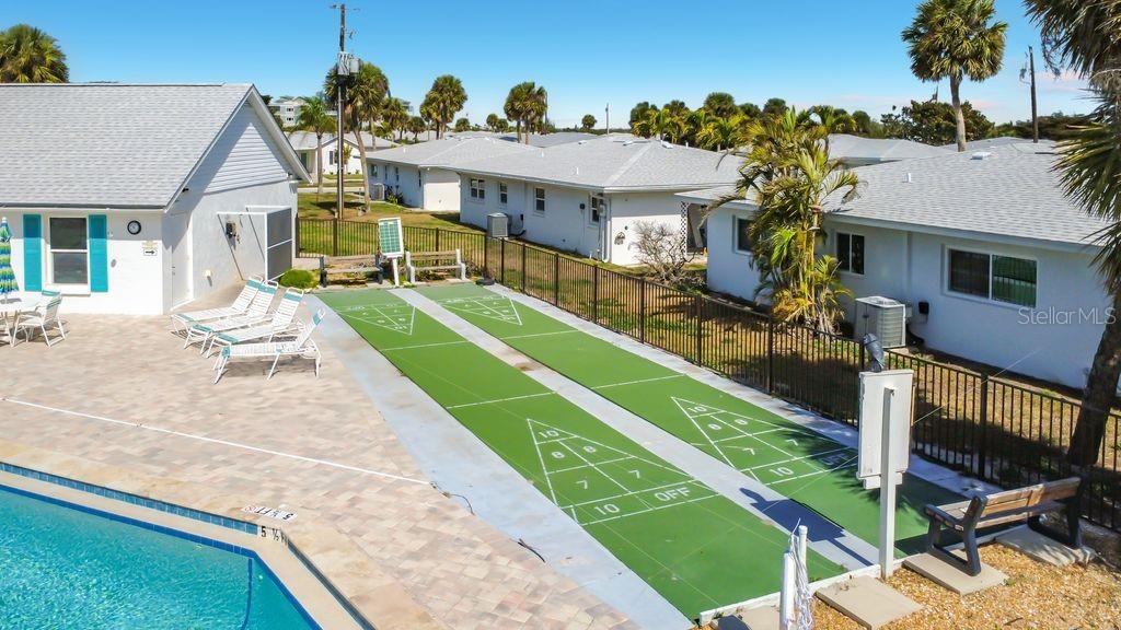 Image 28 of 35 For 1977 Beach Road 44