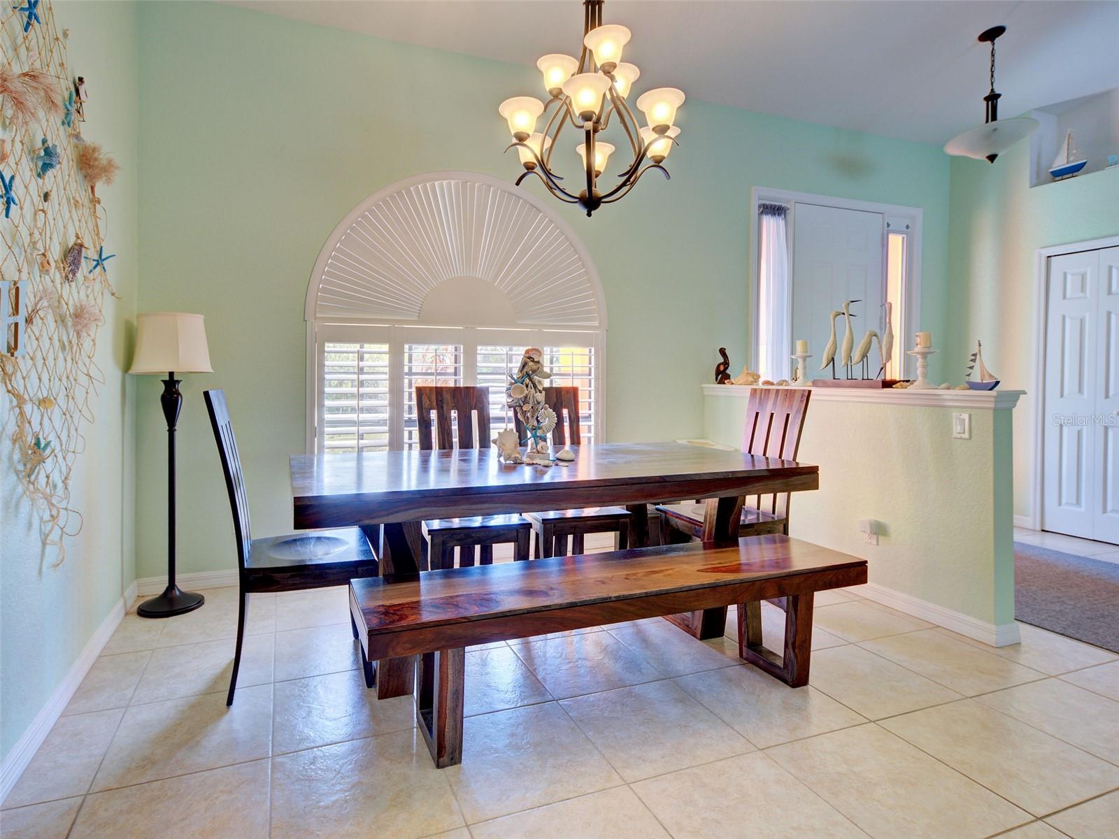 Image 10 of 49 For 2135 Belvoir Street