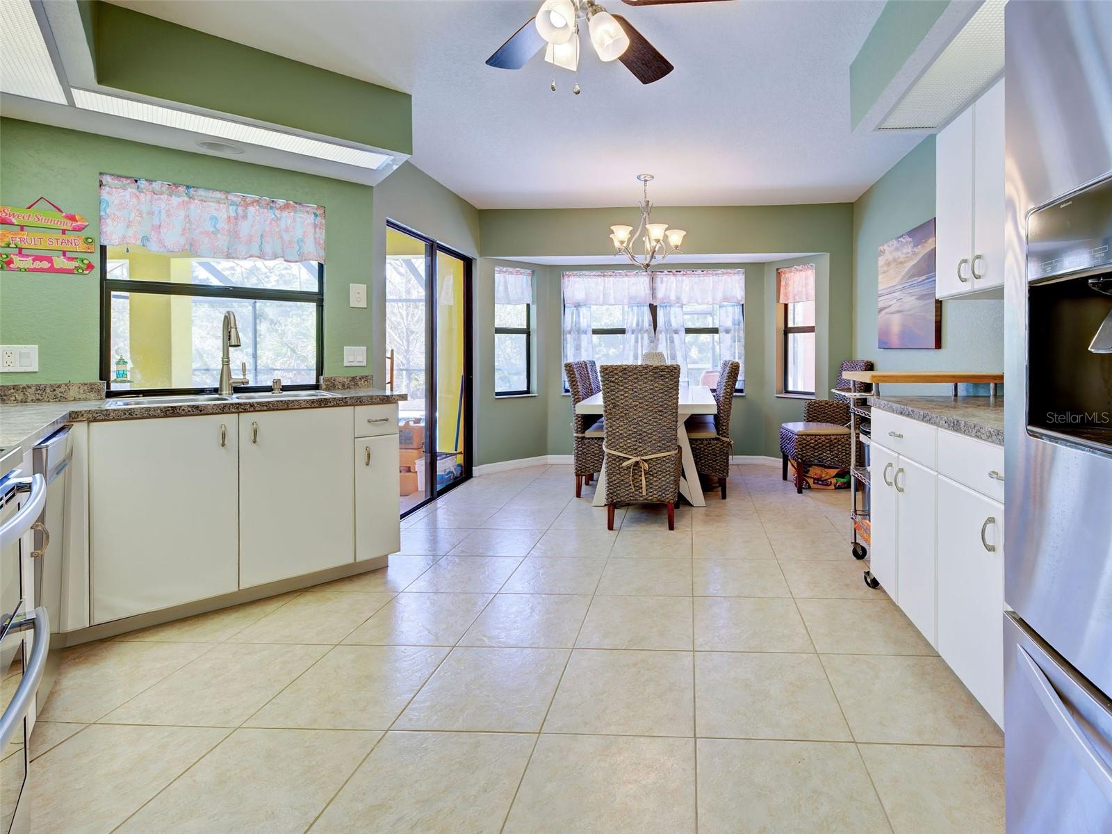 Image 15 of 49 For 2135 Belvoir Street