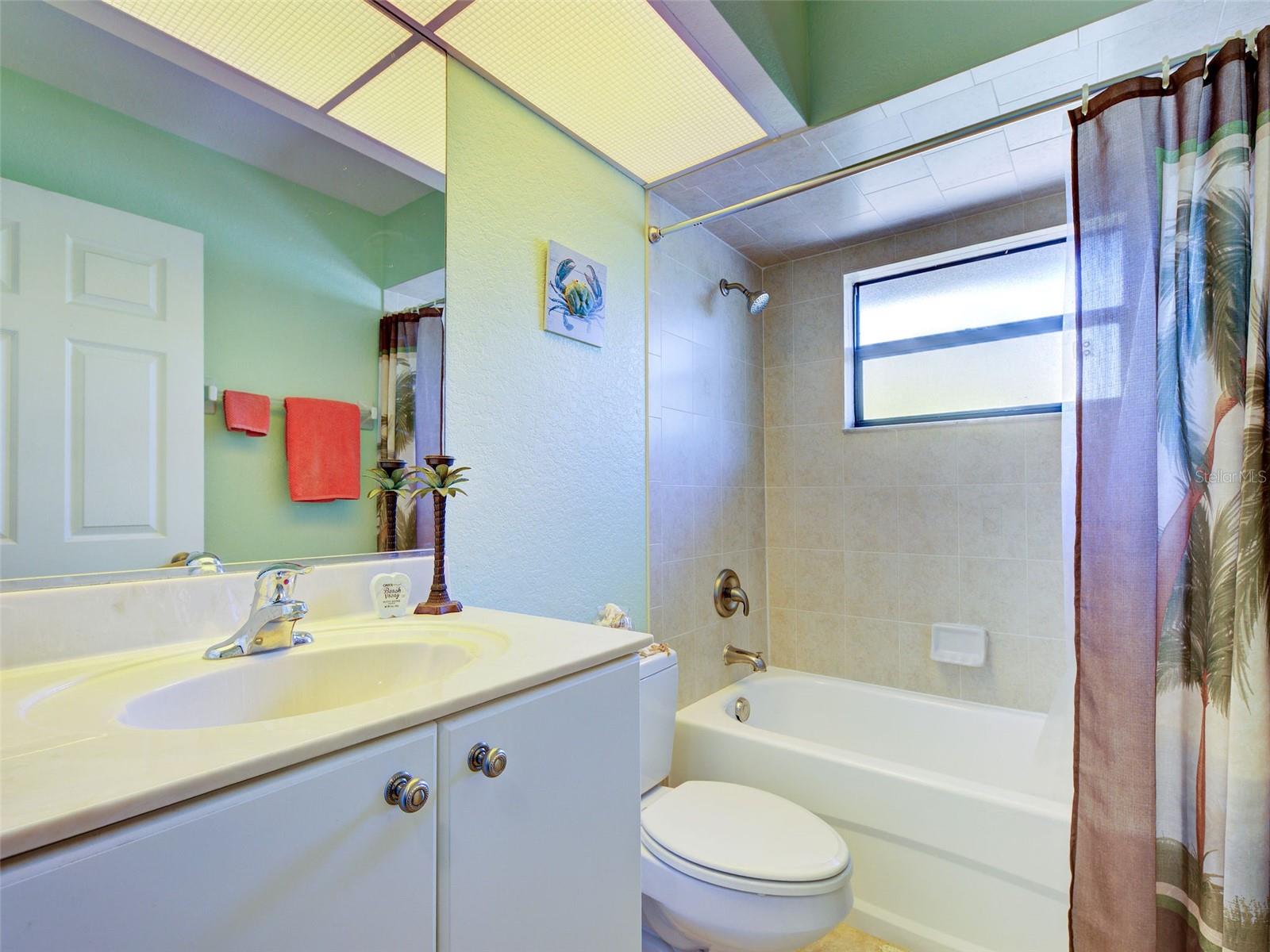 Image 23 of 49 For 2135 Belvoir Street