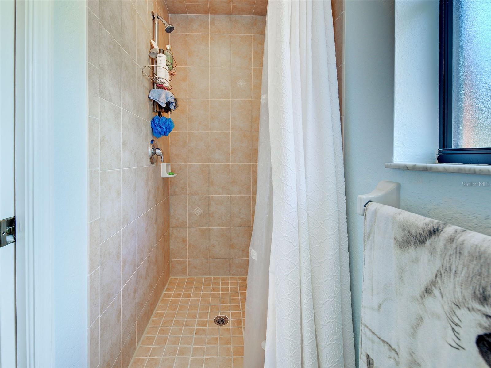 Image 39 of 49 For 2135 Belvoir Street