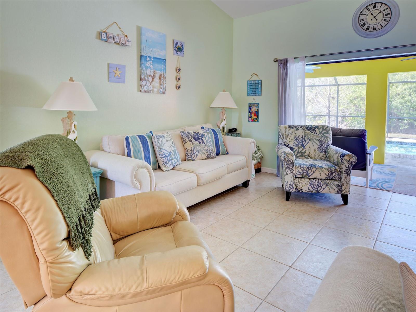 Image 5 of 49 For 2135 Belvoir Street