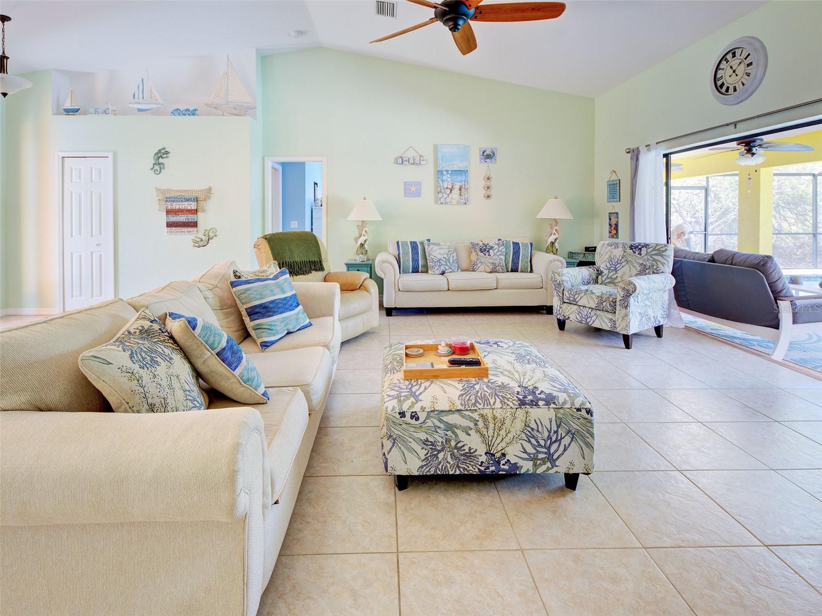 Image 6 of 49 For 2135 Belvoir Street