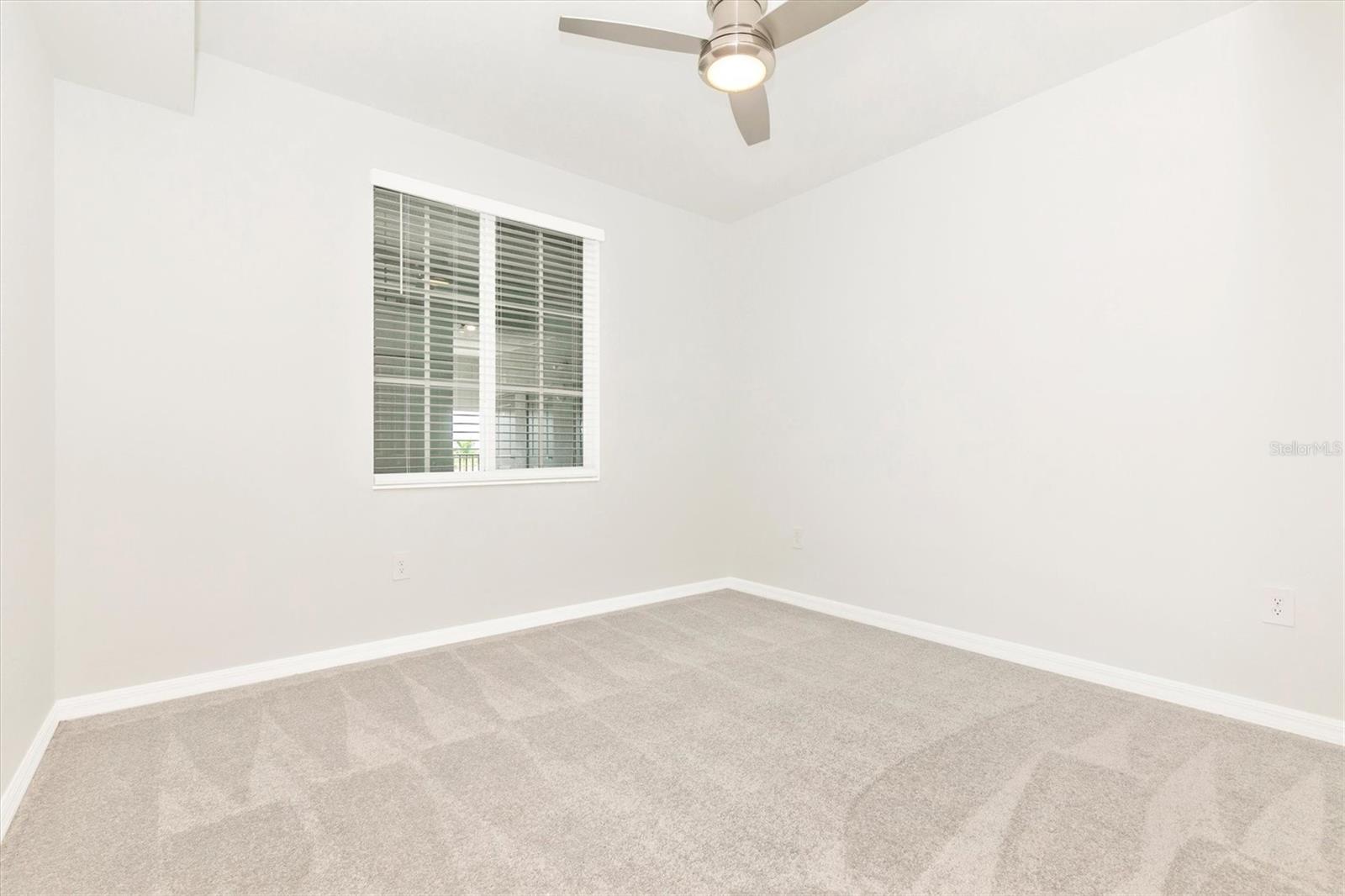 Image 41 of 100 For 12320 Wellen Golf Street 305