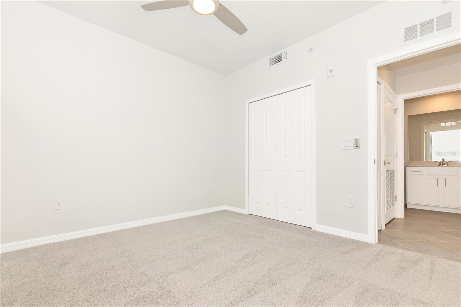 Image 43 of 100 For 12320 Wellen Golf Street 305