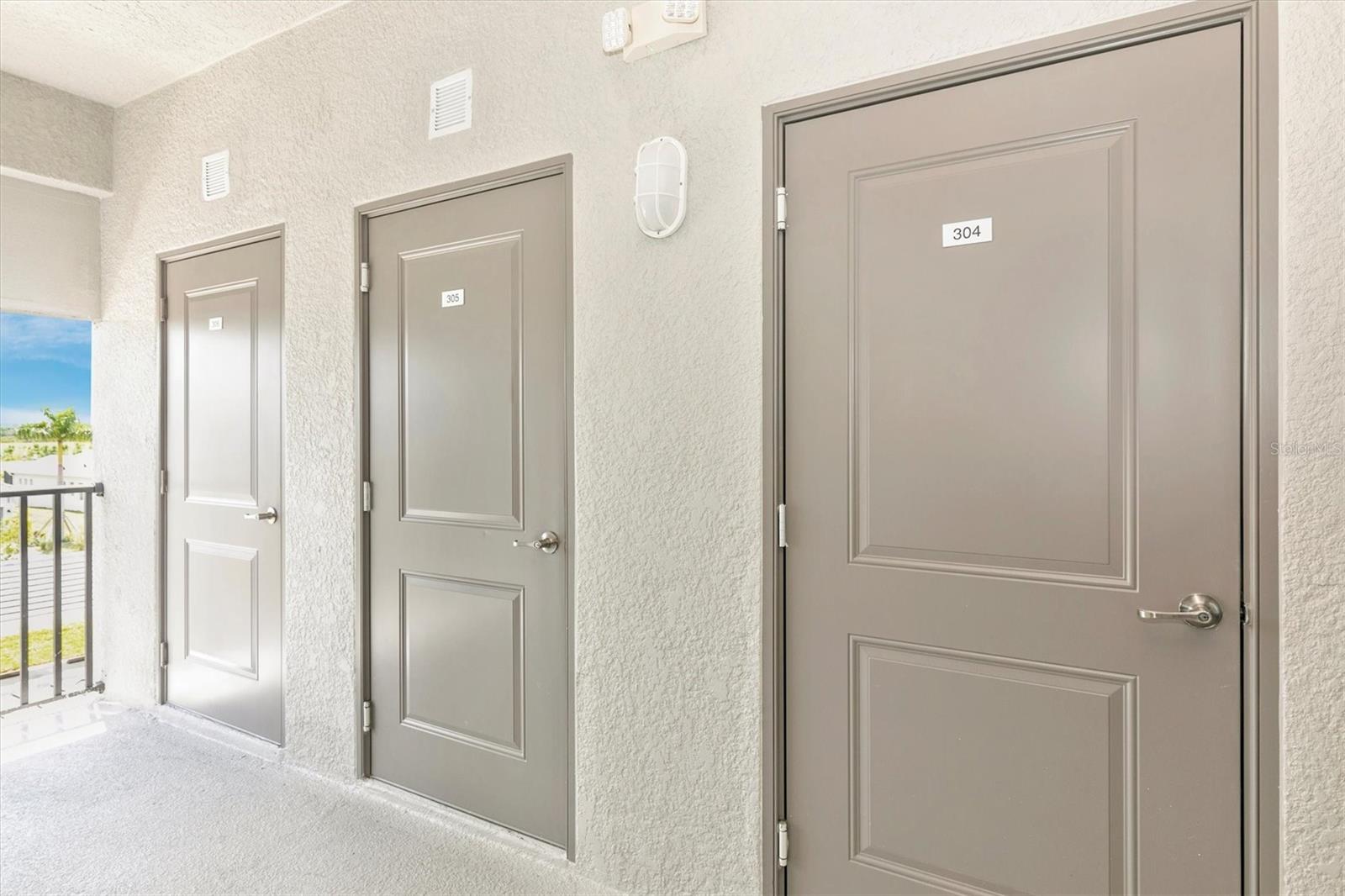 Image 47 of 100 For 12320 Wellen Golf Street 305