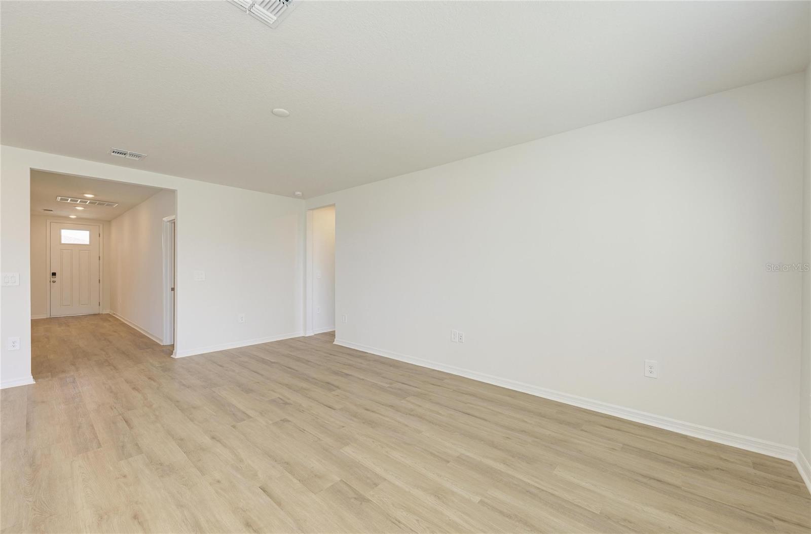 Image 10 of 68 For 261 Lazy Shore Drive