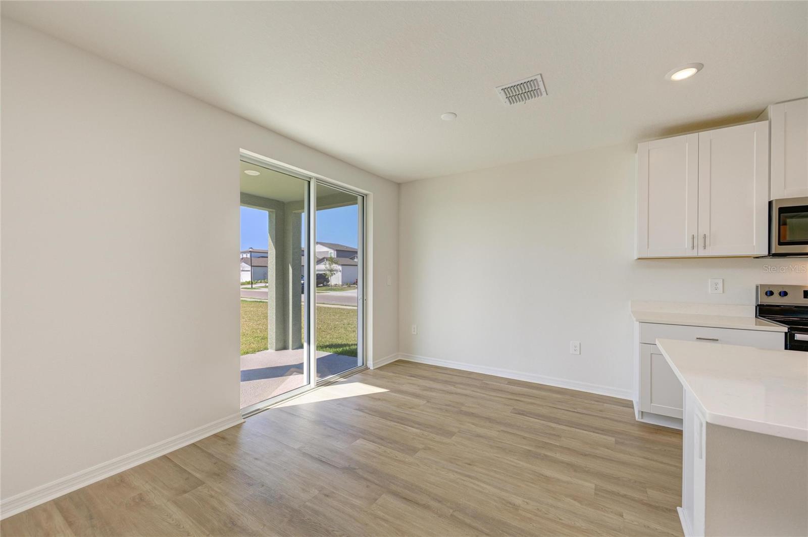 Image 17 of 68 For 261 Lazy Shore Drive