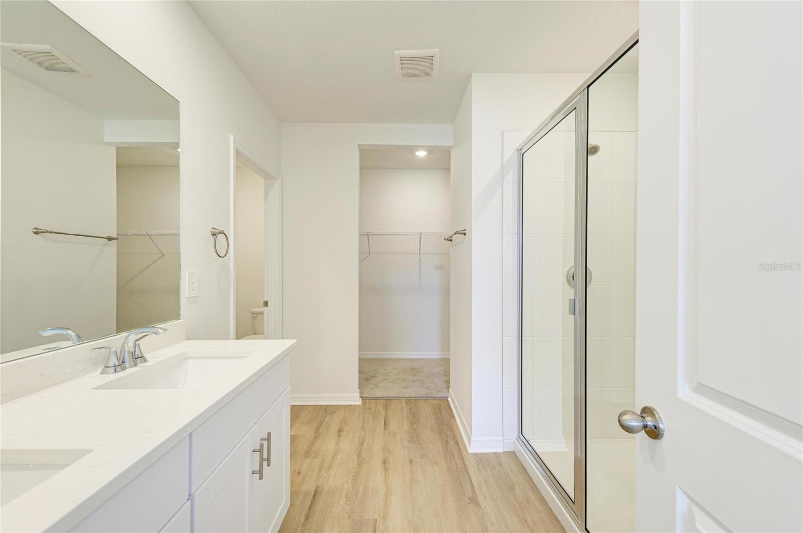 Image 25 of 68 For 261 Lazy Shore Drive