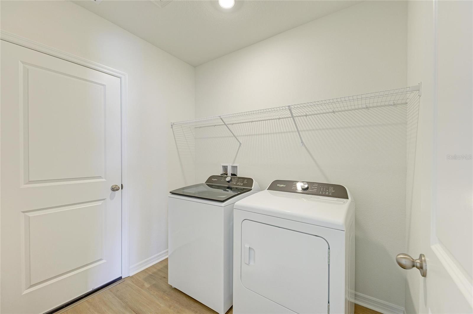 Image 38 of 68 For 261 Lazy Shore Drive