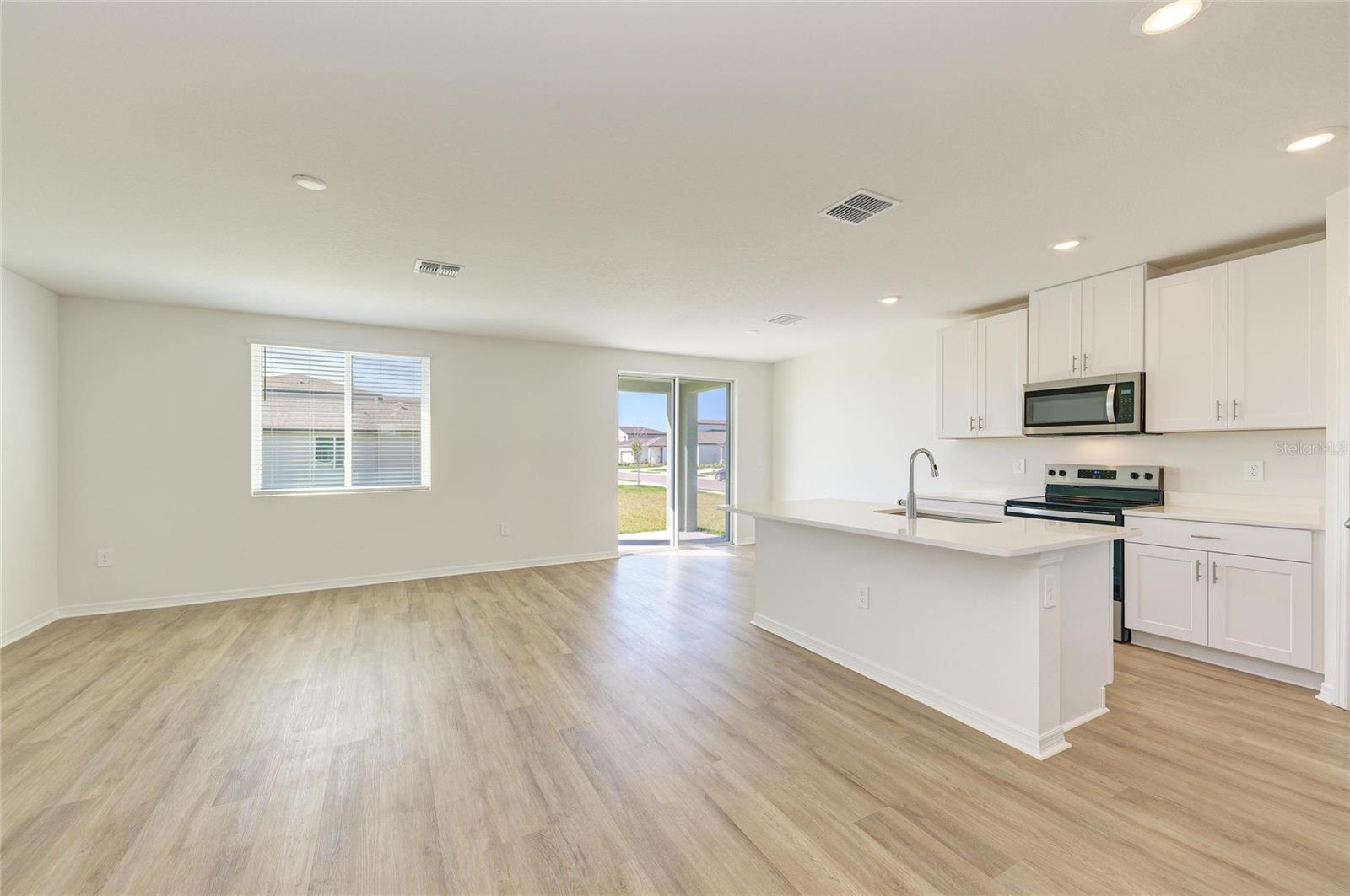 Image 5 of 68 For 261 Lazy Shore Drive