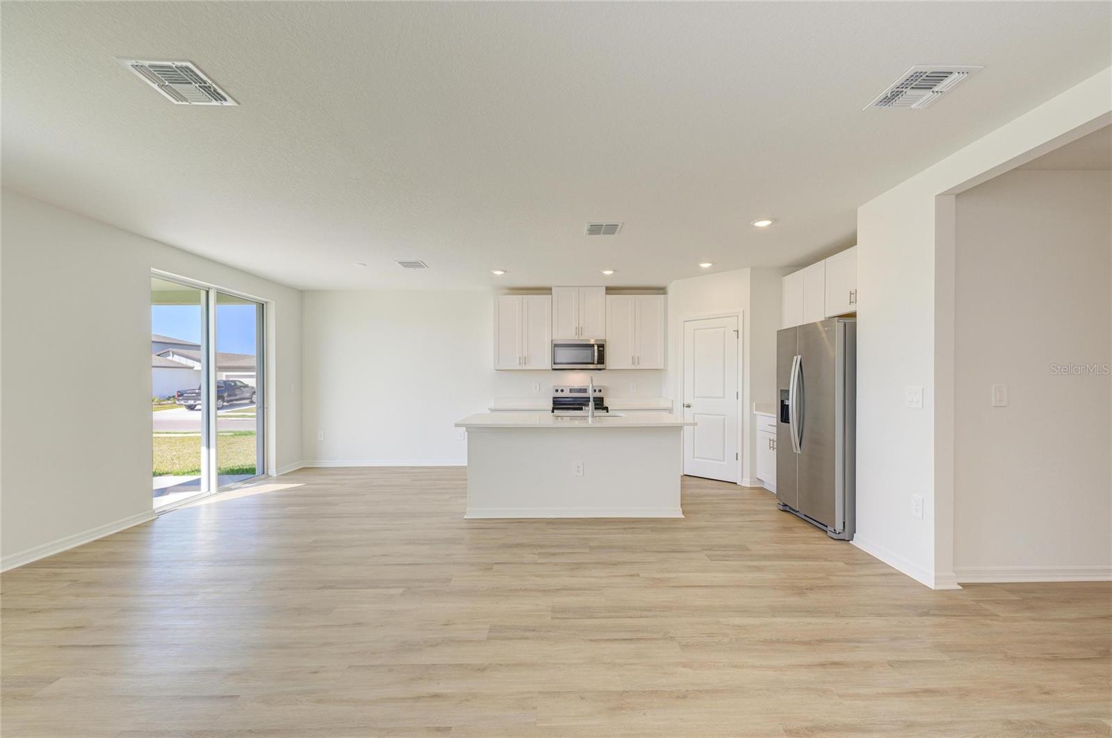 Image 7 of 68 For 261 Lazy Shore Drive