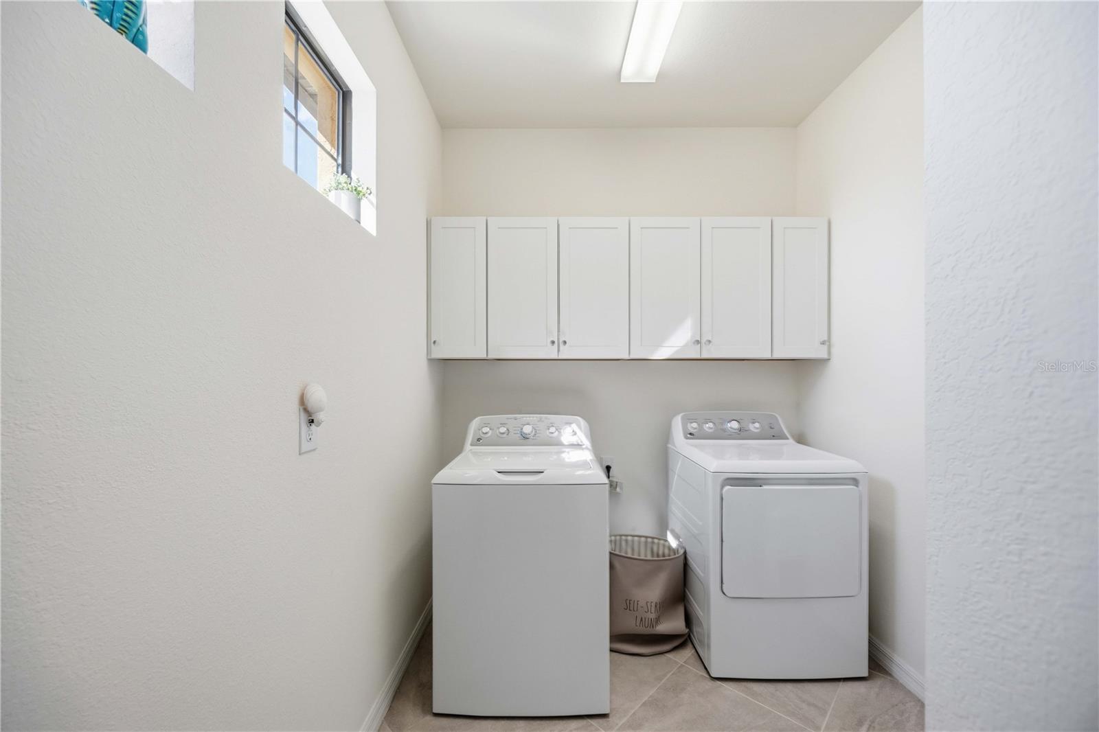 Image 11 of 68 For 10039 Crooked Creek Drive 201