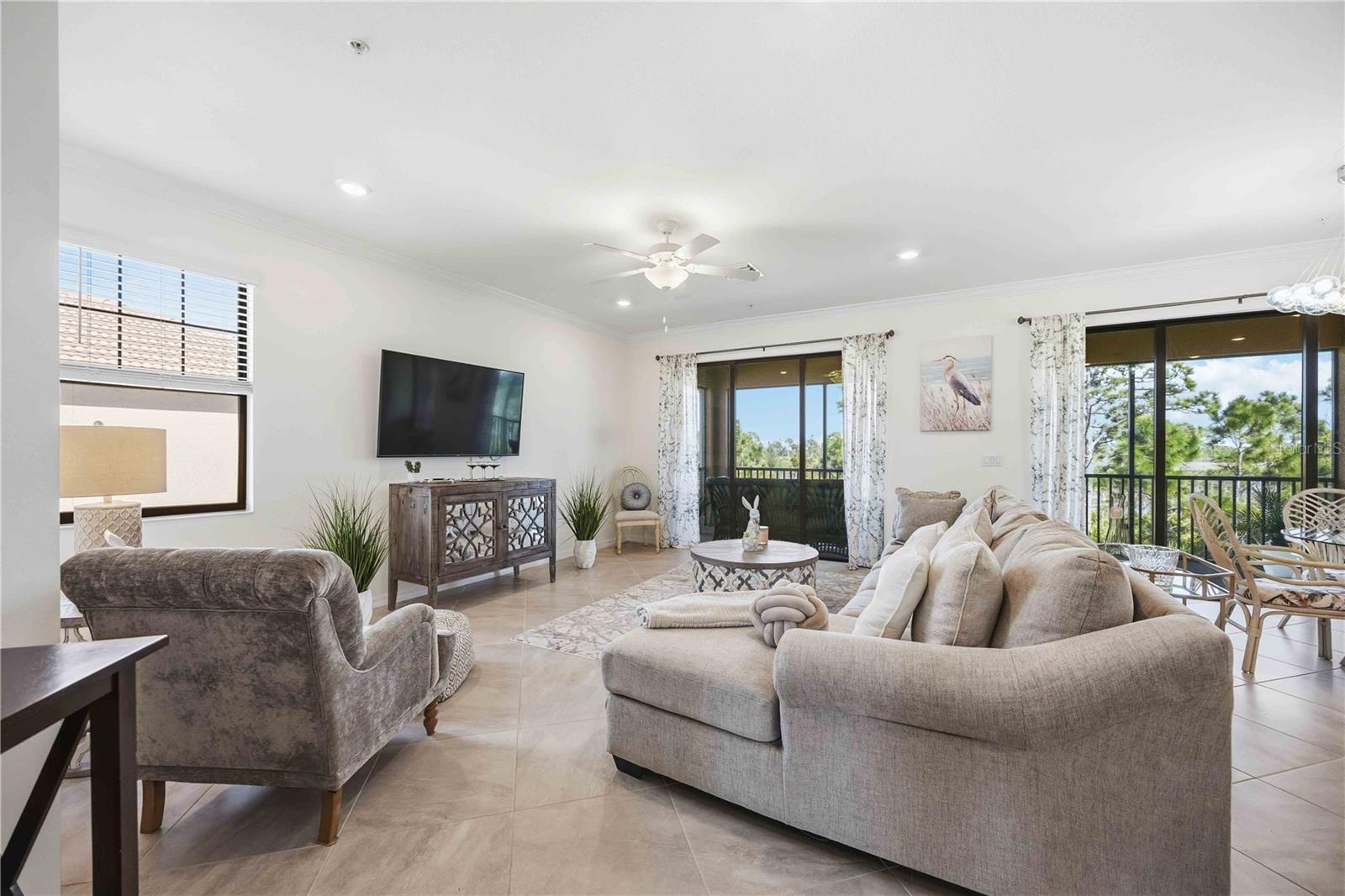 Image 15 of 68 For 10039 Crooked Creek Drive 201