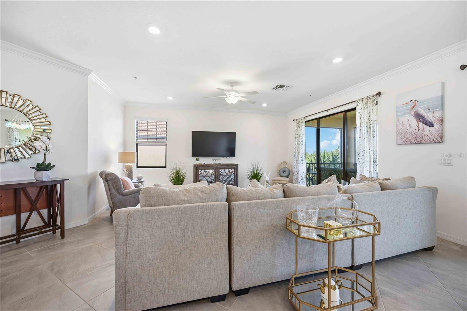 Image 16 of 68 For 10039 Crooked Creek Drive 201