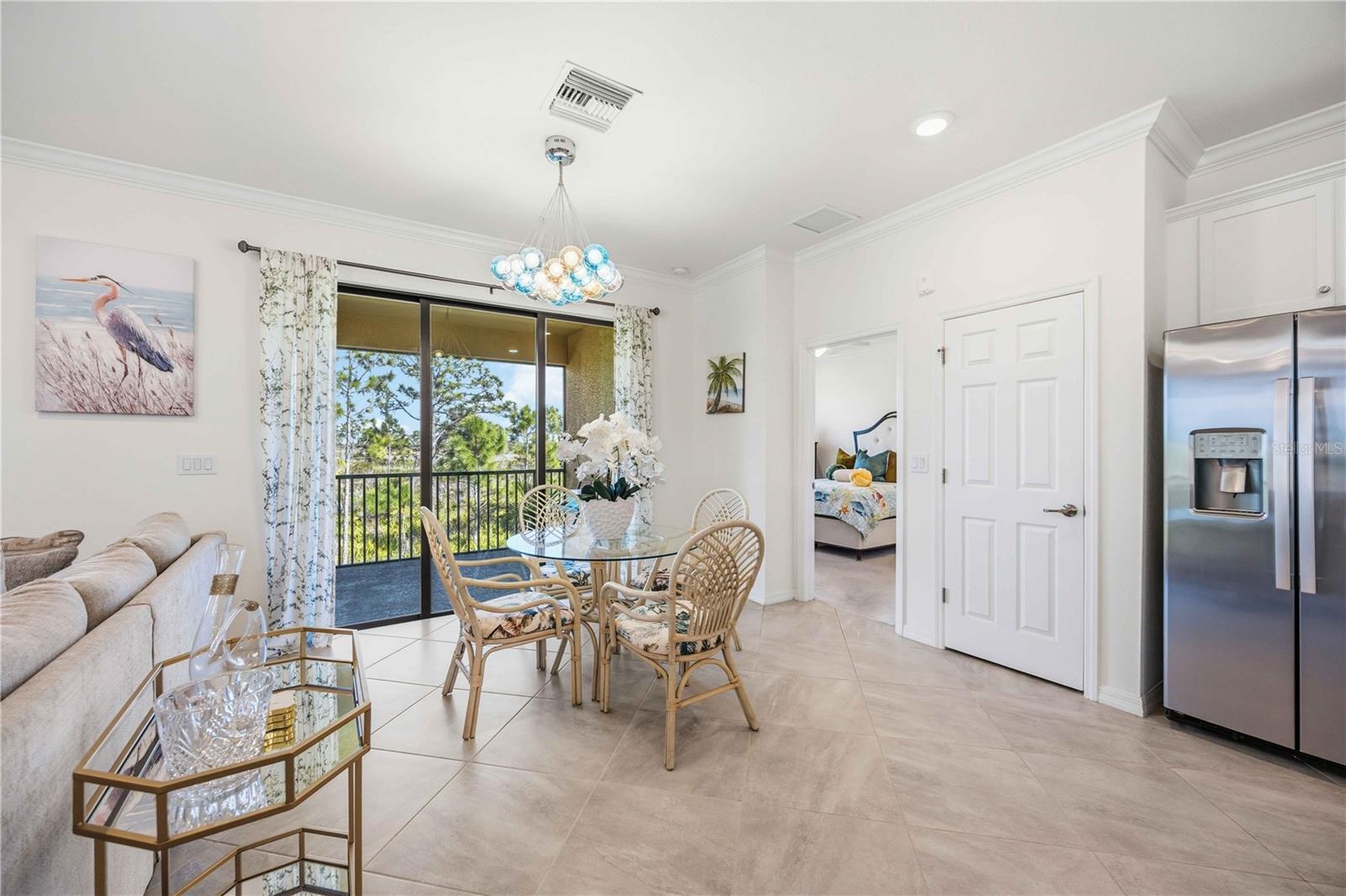 Image 20 of 68 For 10039 Crooked Creek Drive 201