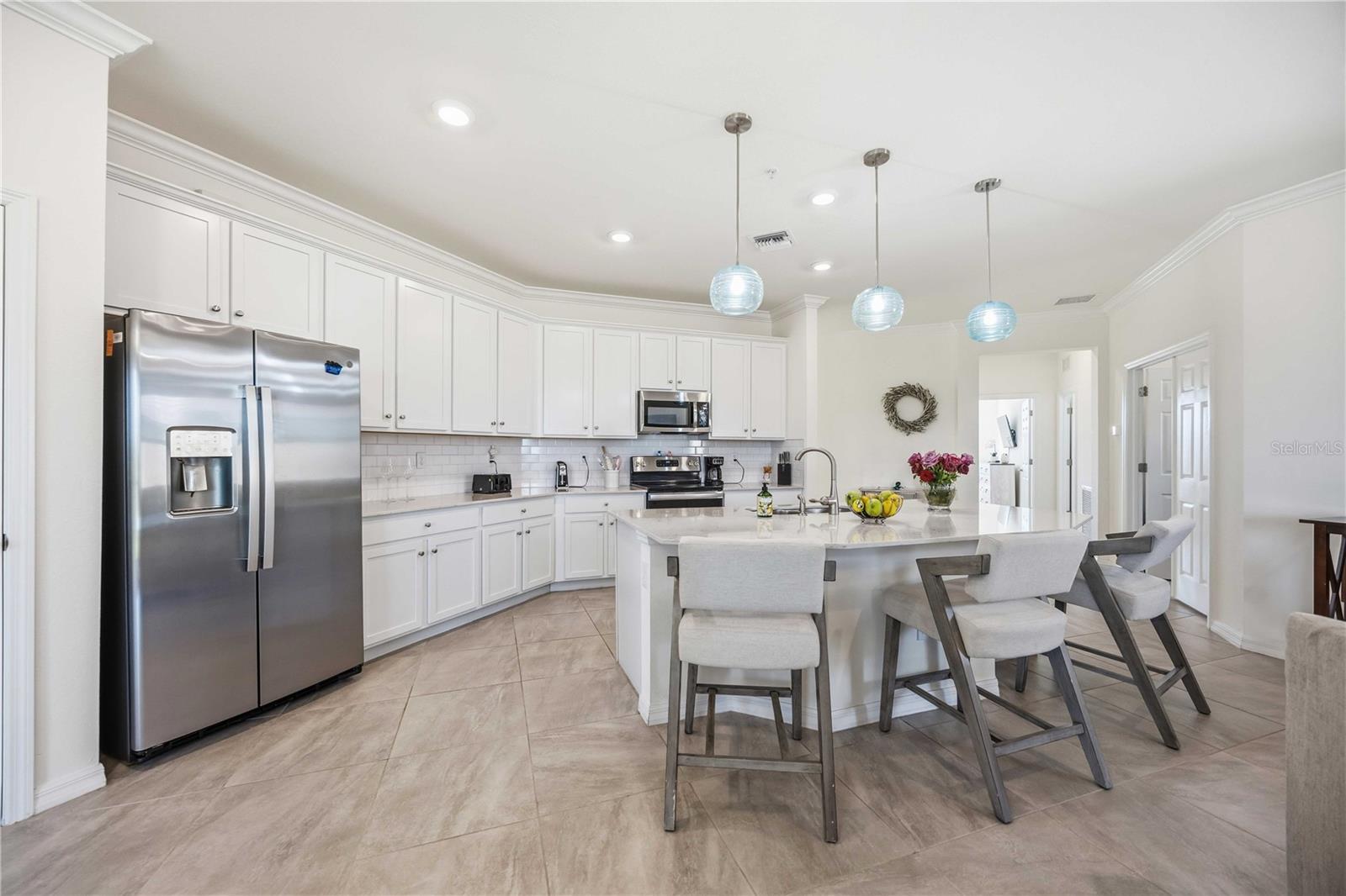 Image 23 of 68 For 10039 Crooked Creek Drive 201