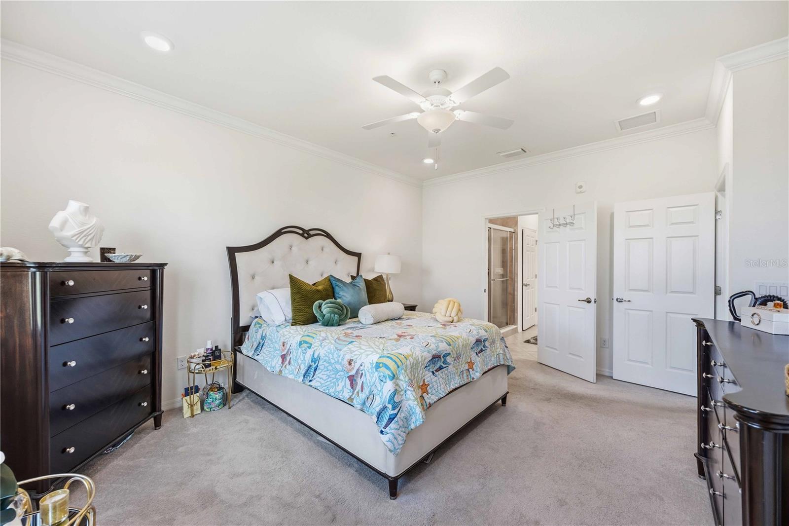 Image 31 of 68 For 10039 Crooked Creek Drive 201