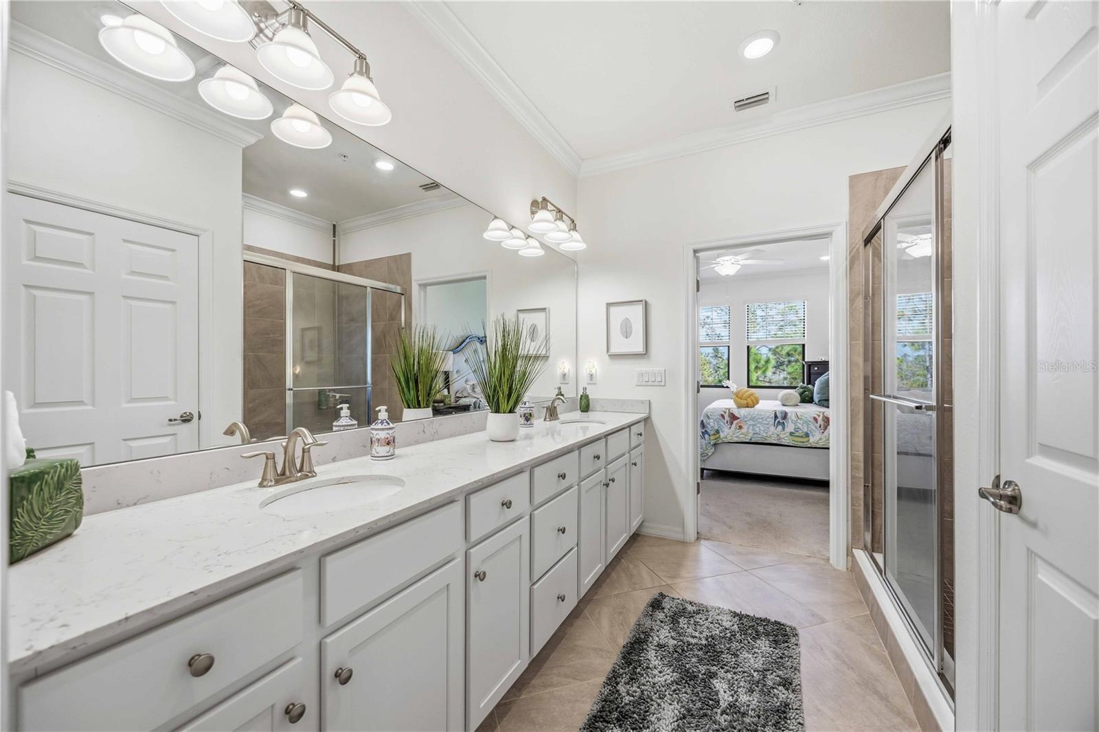 Image 35 of 68 For 10039 Crooked Creek Drive 201