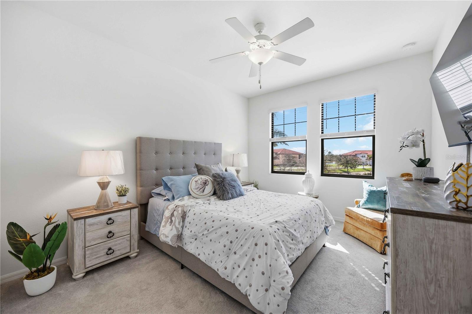 Image 9 of 68 For 10039 Crooked Creek Drive 201