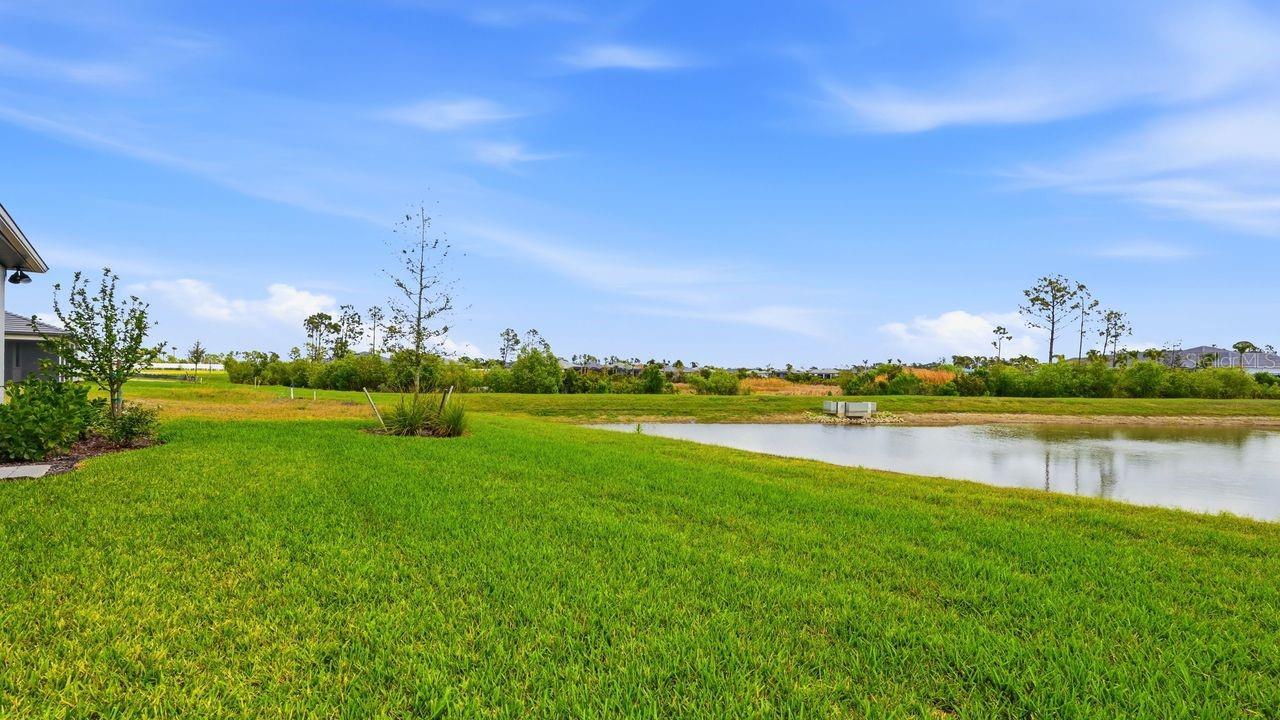 Image 35 of 66 For 4400 Lakeside Grove Place