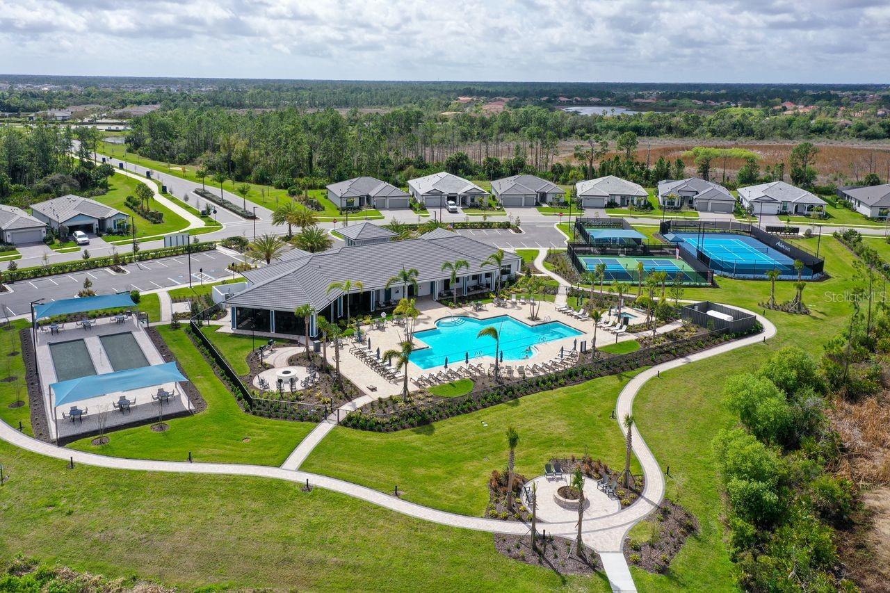 Image 38 of 66 For 4400 Lakeside Grove Place