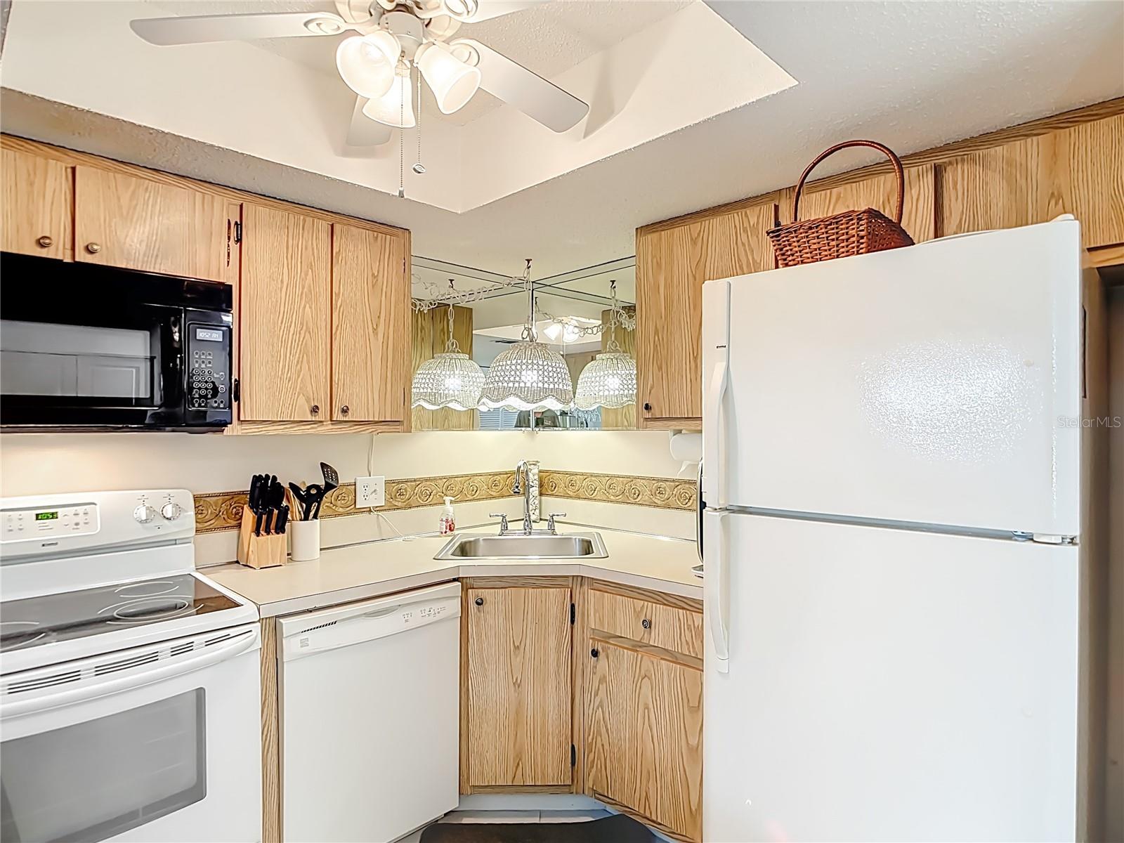 Image 13 of 44 For 1515 Forrest Nelson Boulevard J204