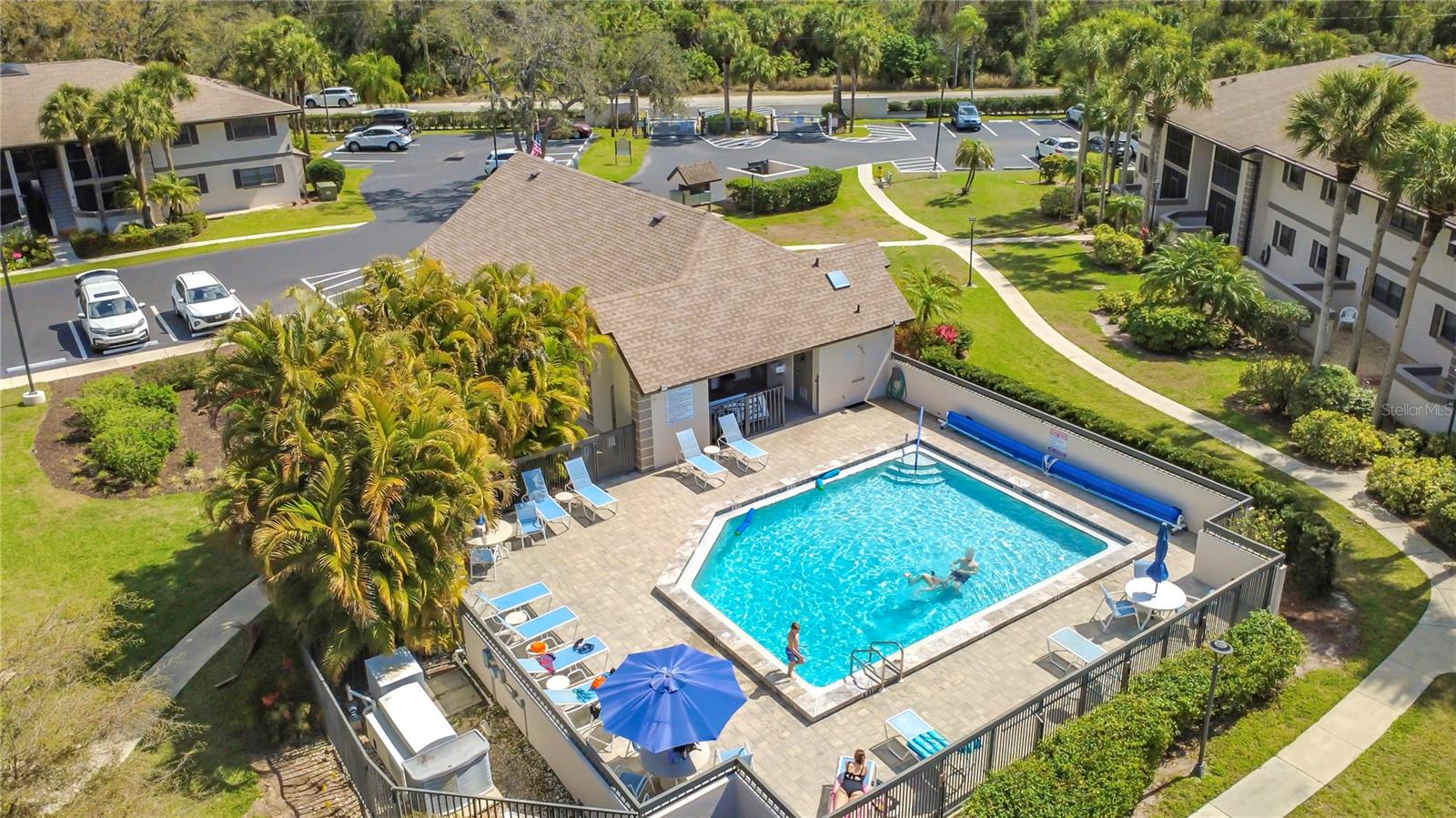 Image 31 of 44 For 1515 Forrest Nelson Boulevard J204