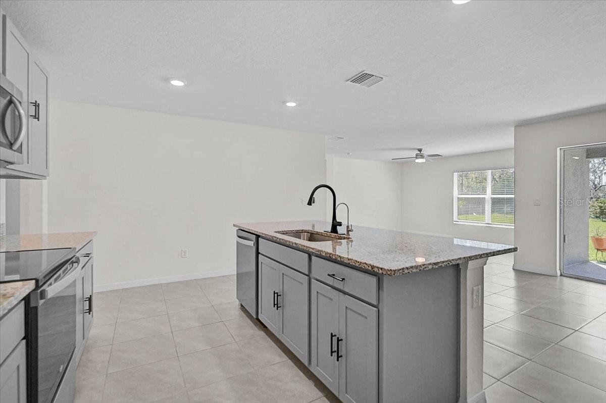 Image 4 of 29 For 17319 Wheatberry Boulevard