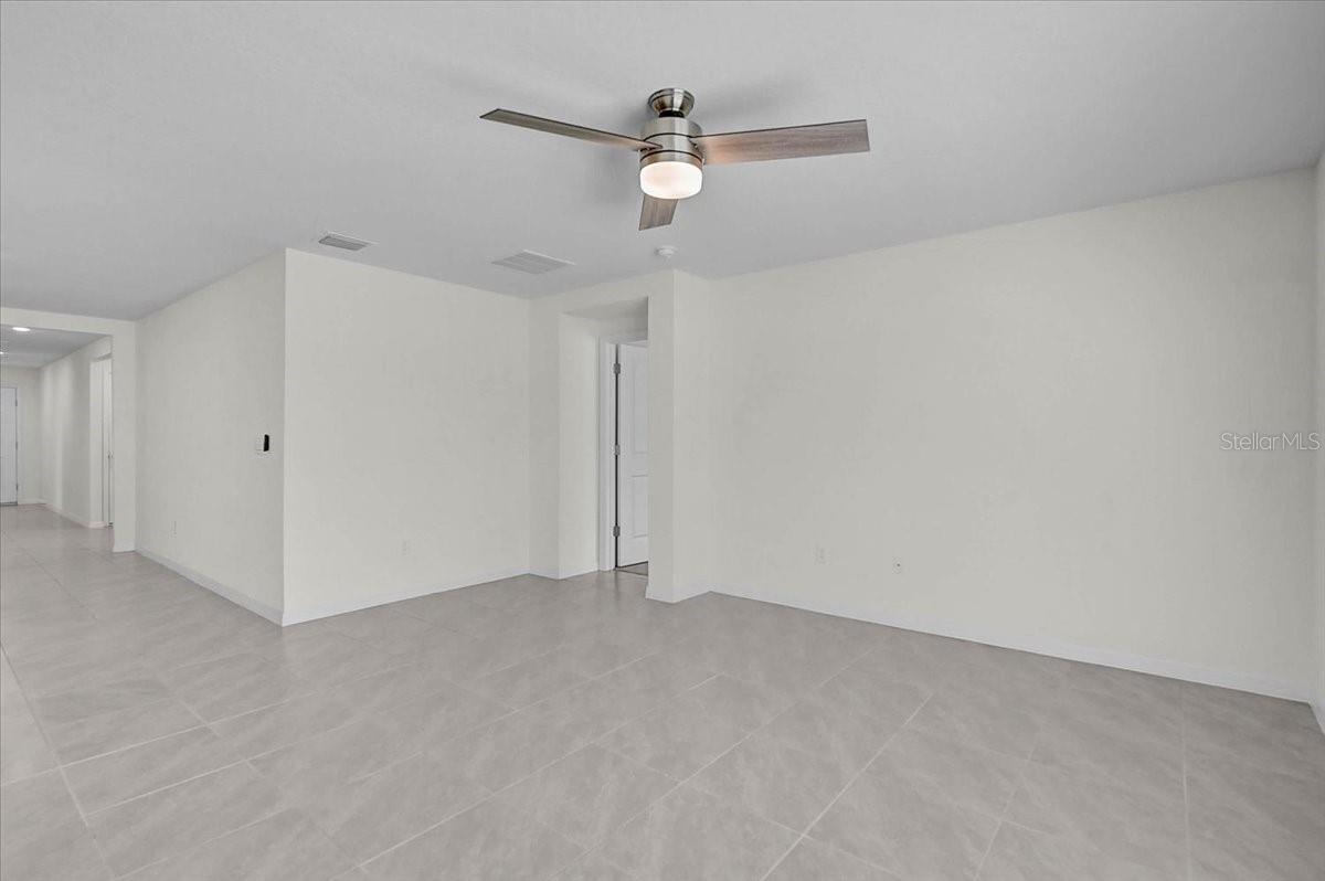 Image 8 of 29 For 17319 Wheatberry Boulevard