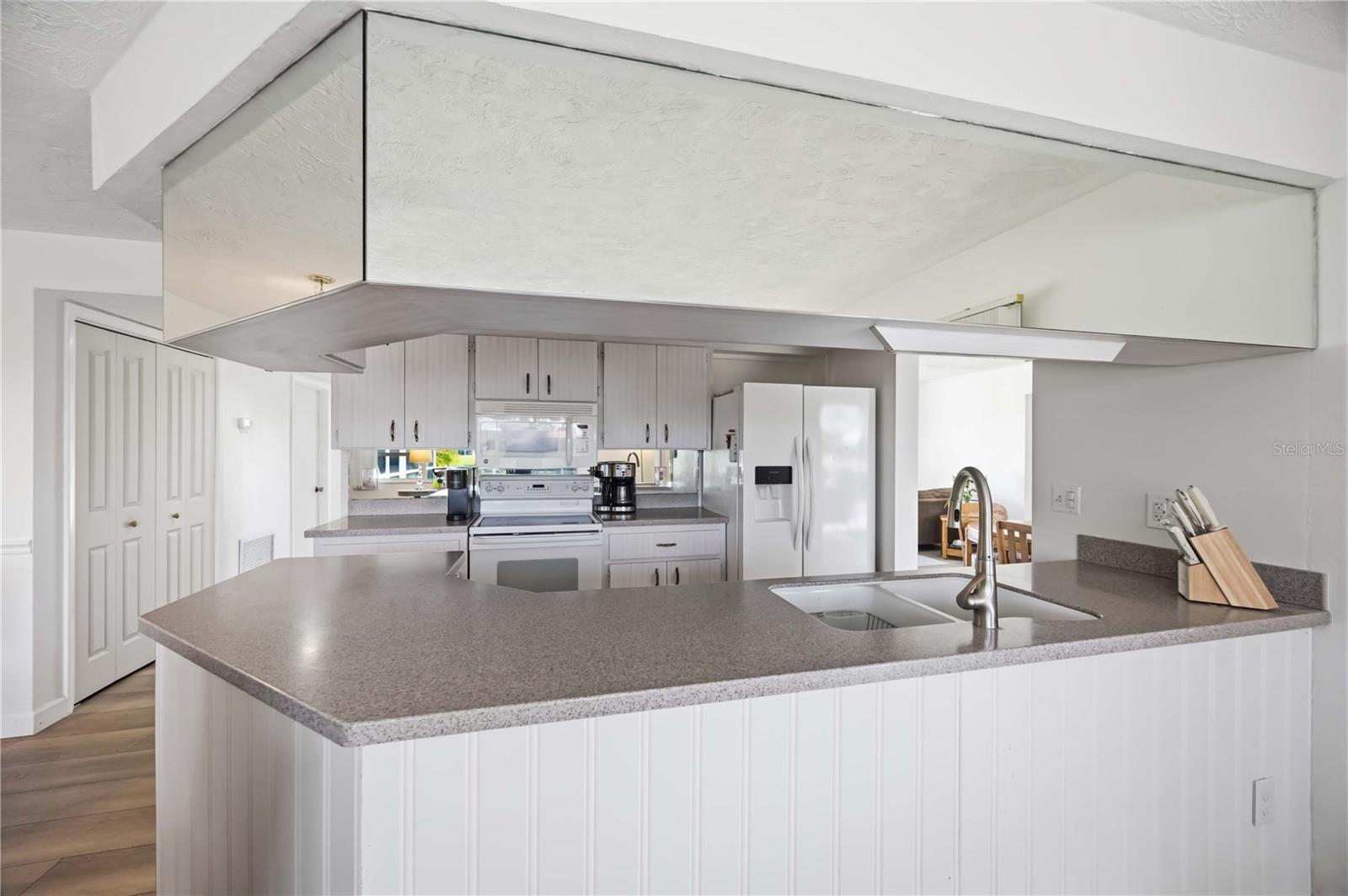 Image 20 of 81 For 1720 Sklar Court