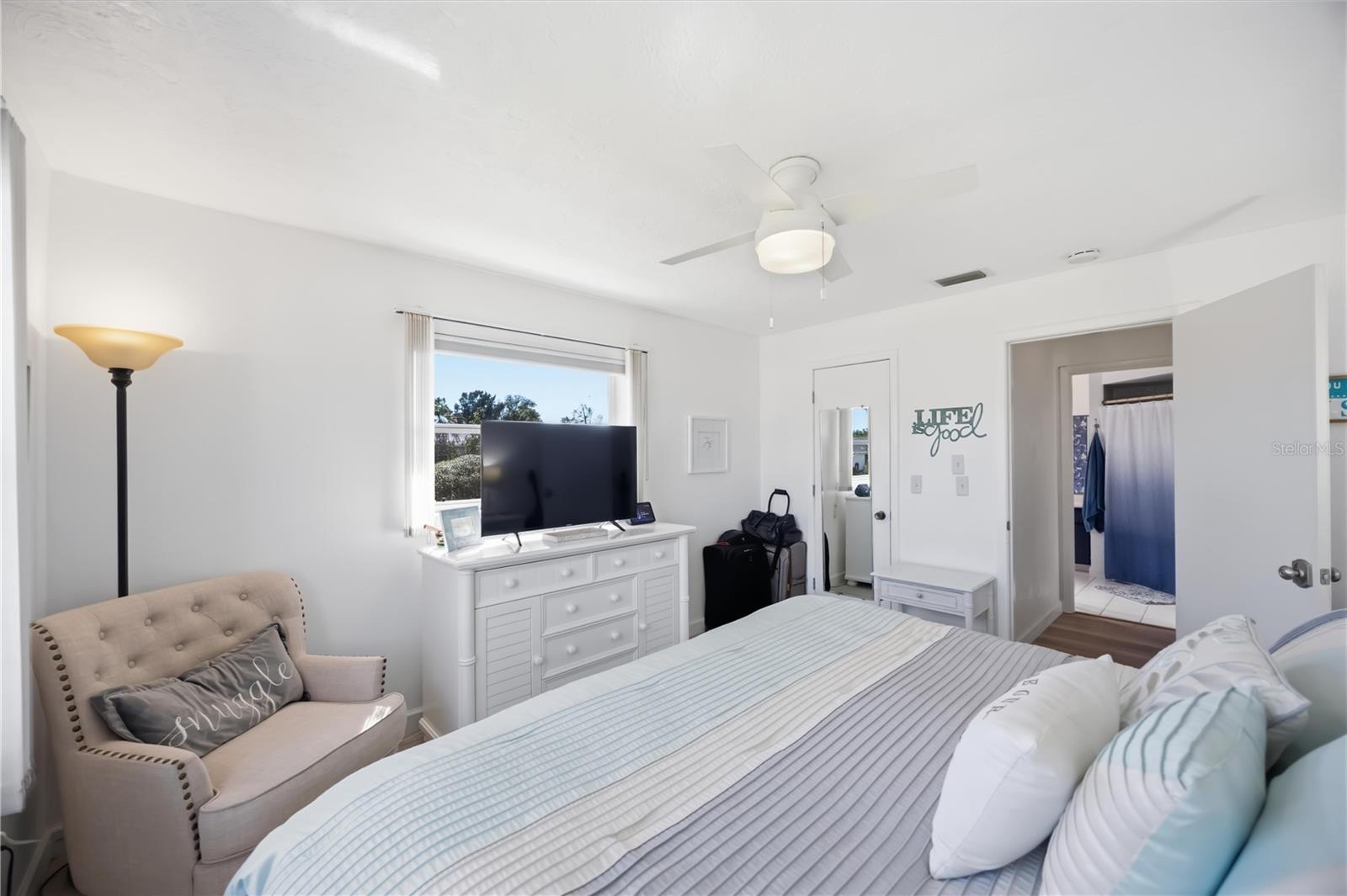 Image 32 of 81 For 1720 Sklar Court