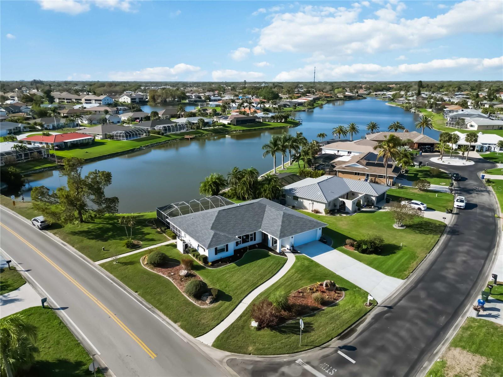 Image 65 of 81 For 1720 Sklar Court