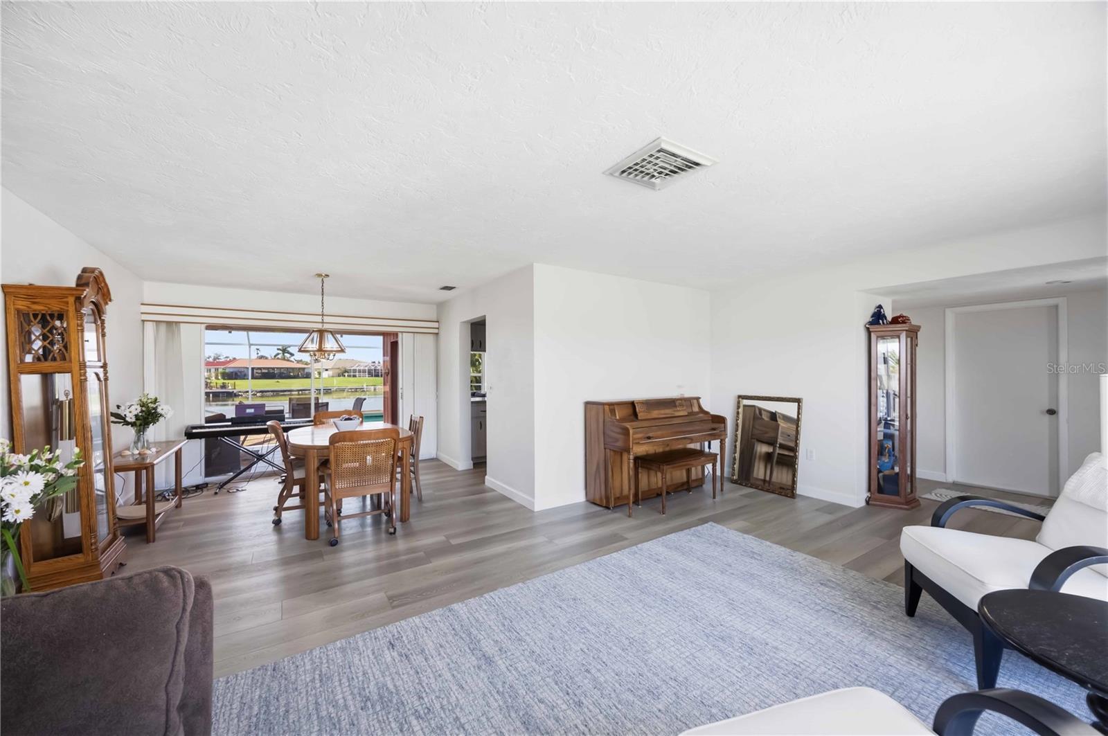 Image 7 of 81 For 1720 Sklar Court