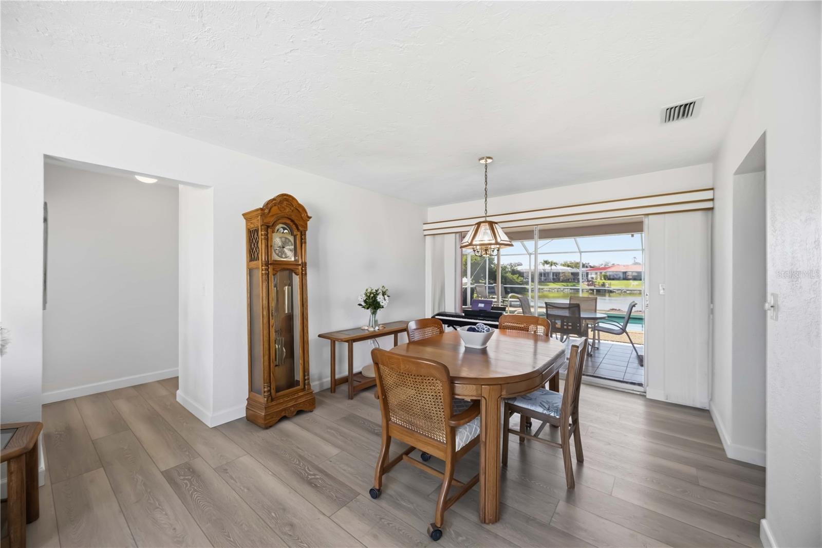 Image 8 of 81 For 1720 Sklar Court