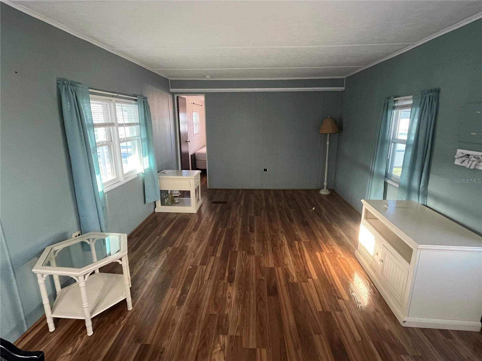 Image 11 of 29 For 712 Locarno Drive