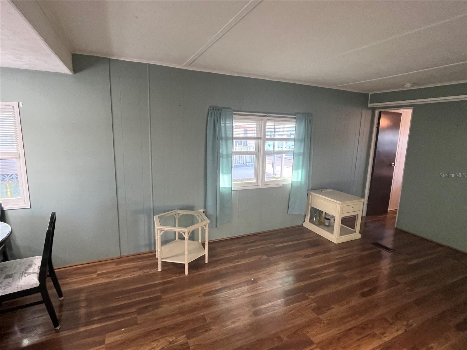 Image 12 of 29 For 712 Locarno Drive