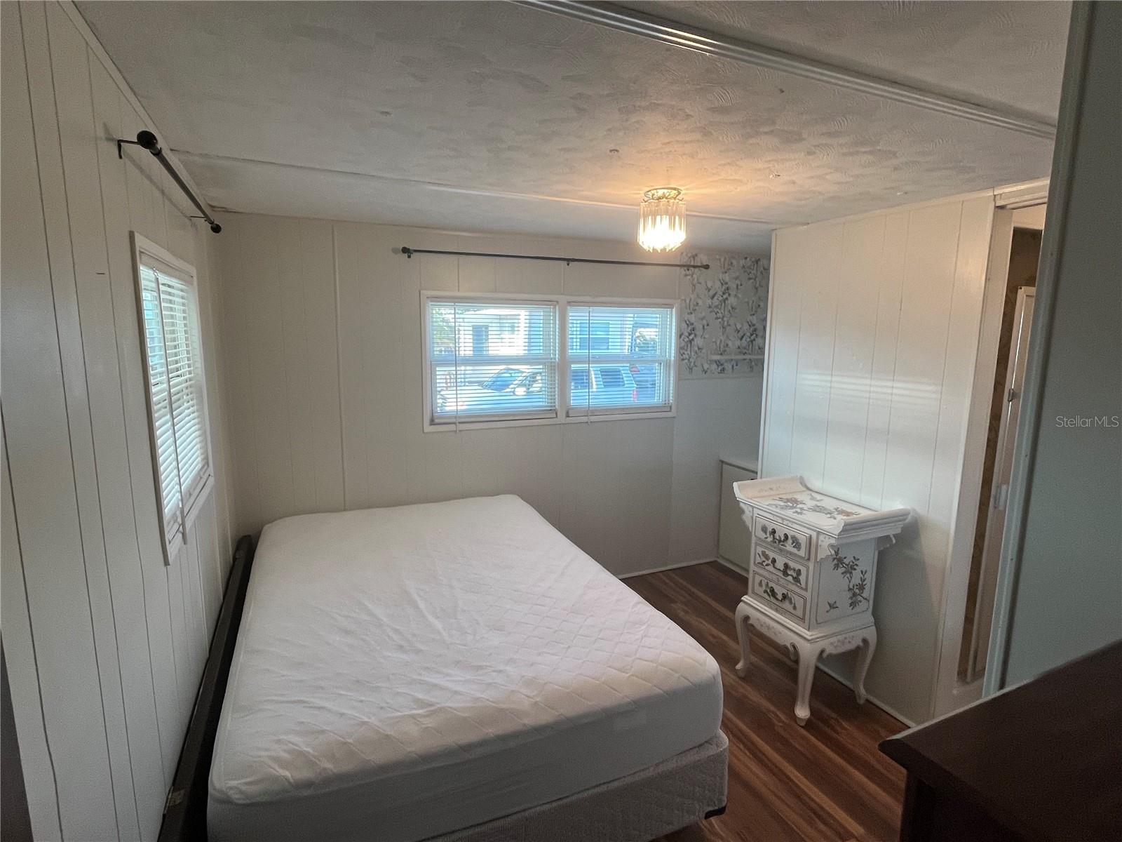 Image 14 of 29 For 712 Locarno Drive