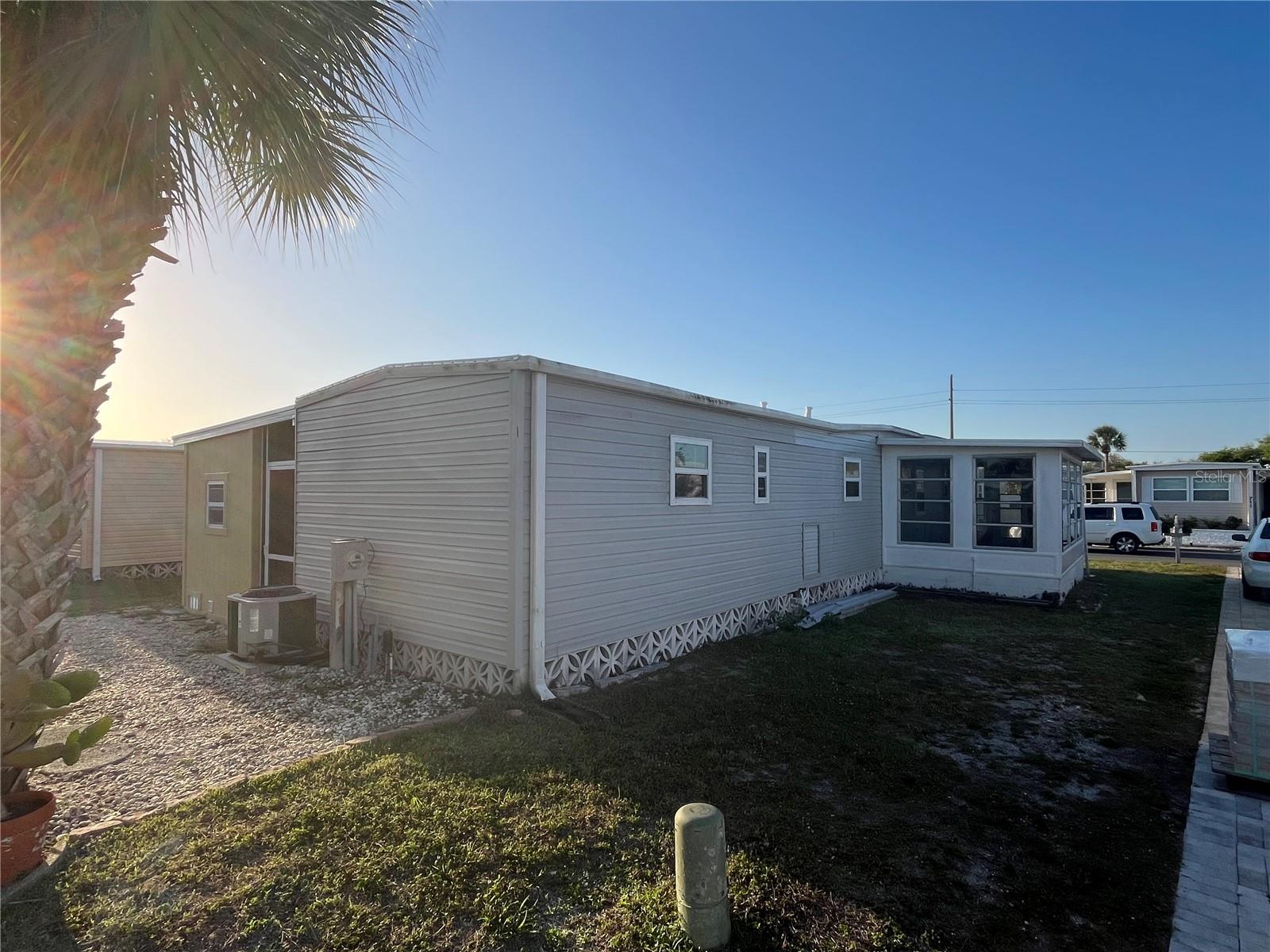 Image 6 of 29 For 712 Locarno Drive