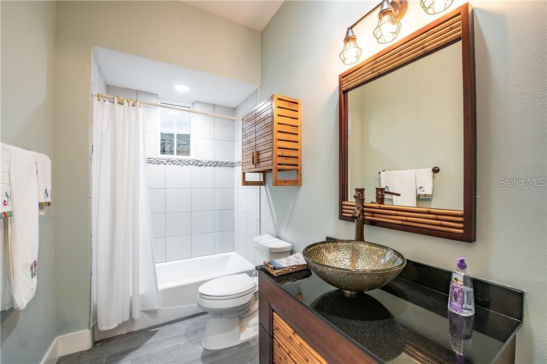 Image 19 of 34 For 16131 Daysailor Trail