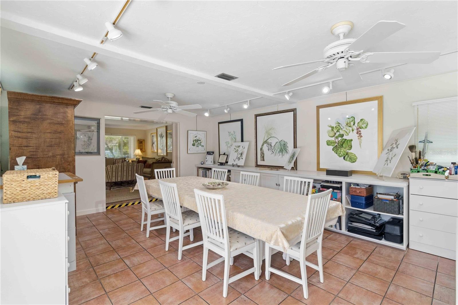 Image 12 of 74 For 2068 Sunnyside Lane