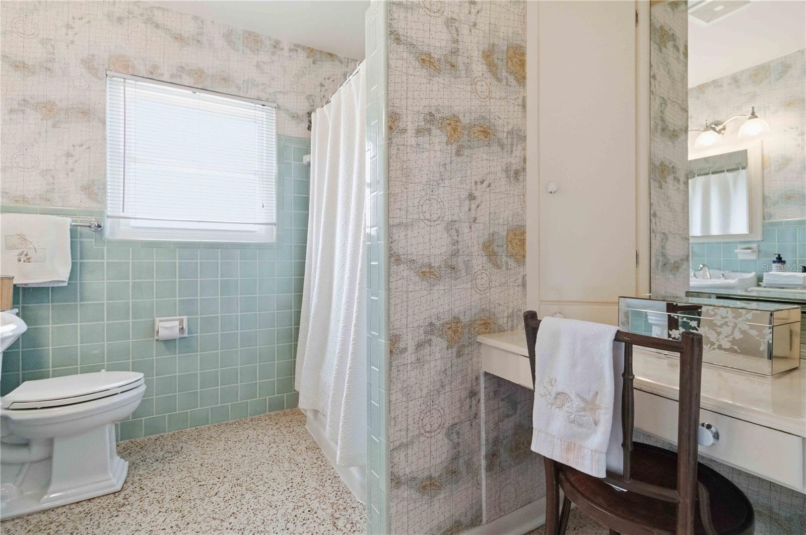 Image 23 of 74 For 2068 Sunnyside Lane