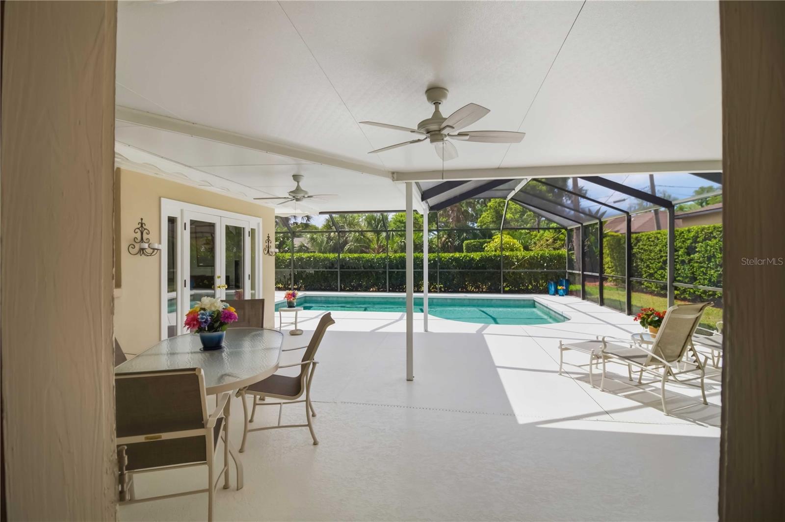 Image 36 of 74 For 2068 Sunnyside Lane