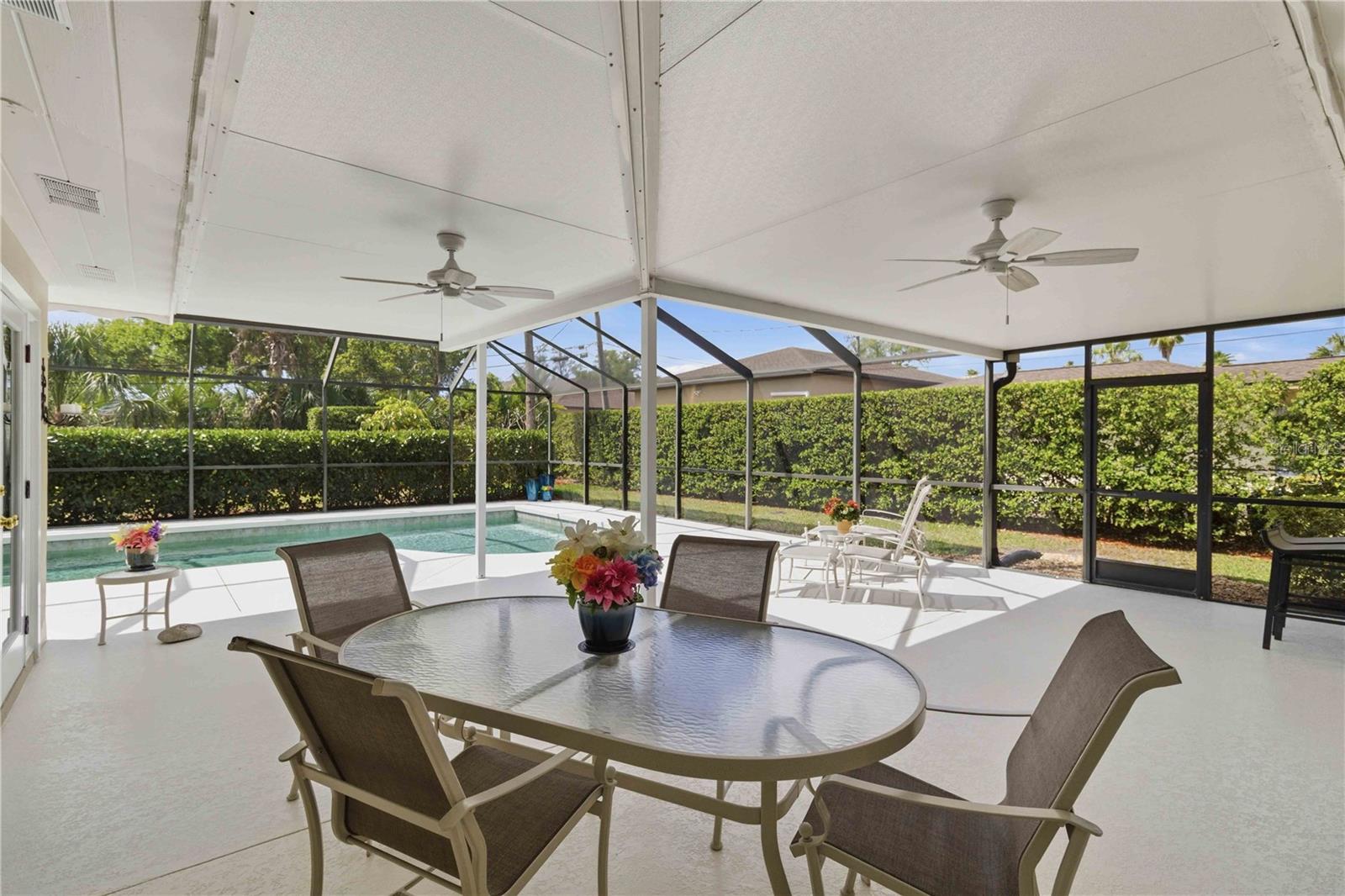 Image 38 of 74 For 2068 Sunnyside Lane