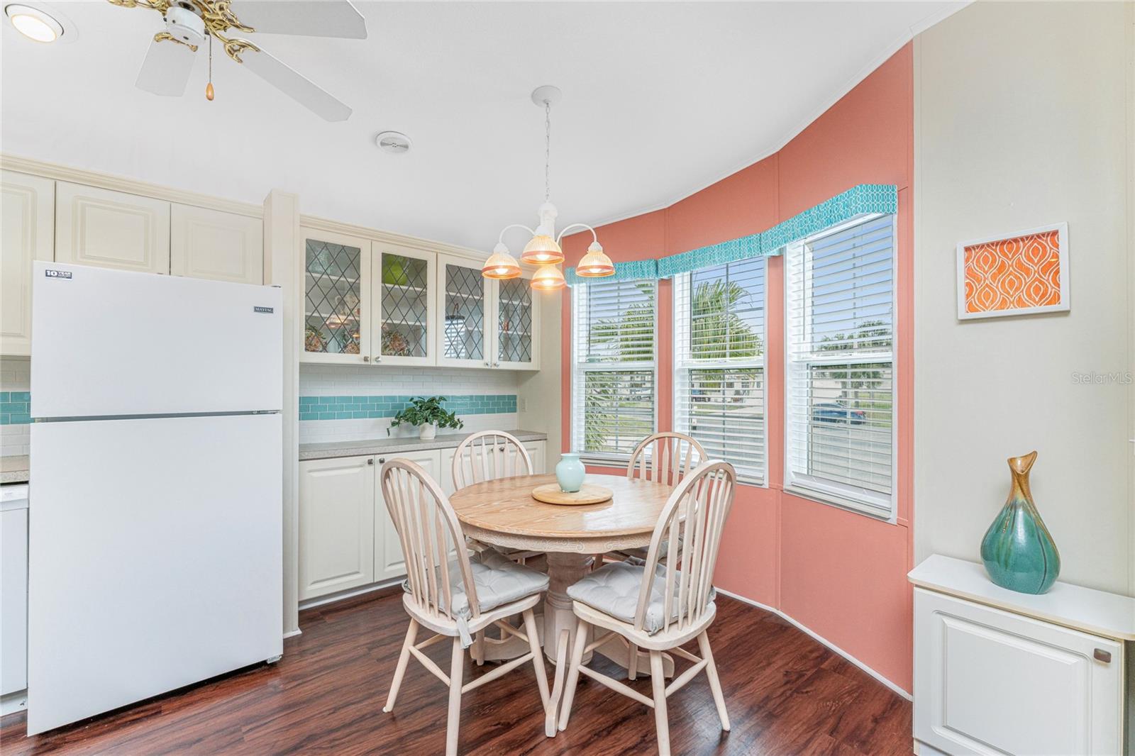 Image 14 of 60 For 50 Crown Point Drive