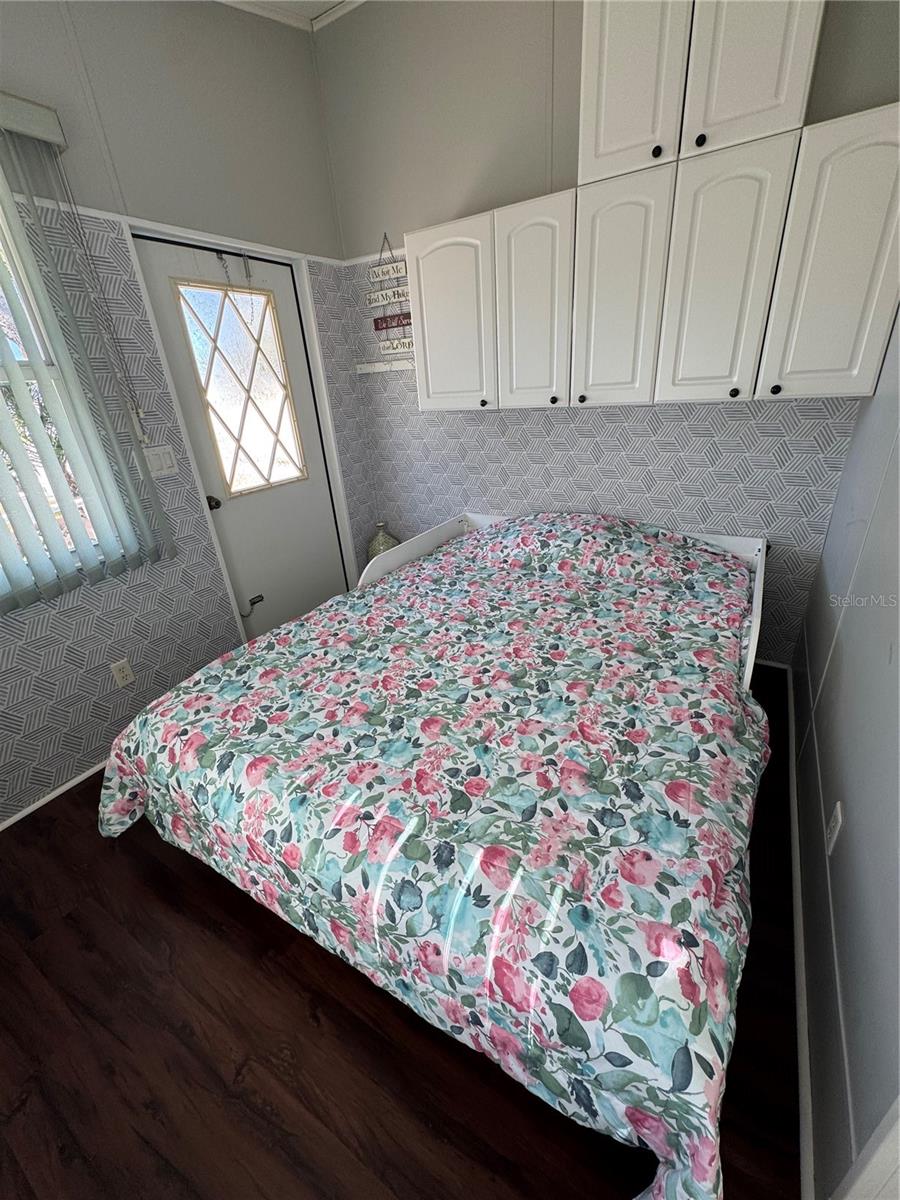 Image 26 of 60 For 50 Crown Point Drive