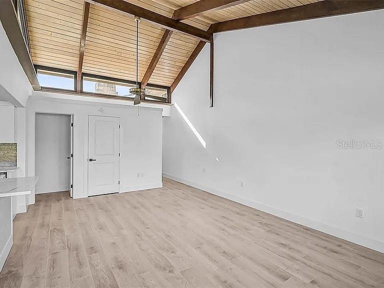 Image 9 of 18 For 500 Park Boulevard S 93