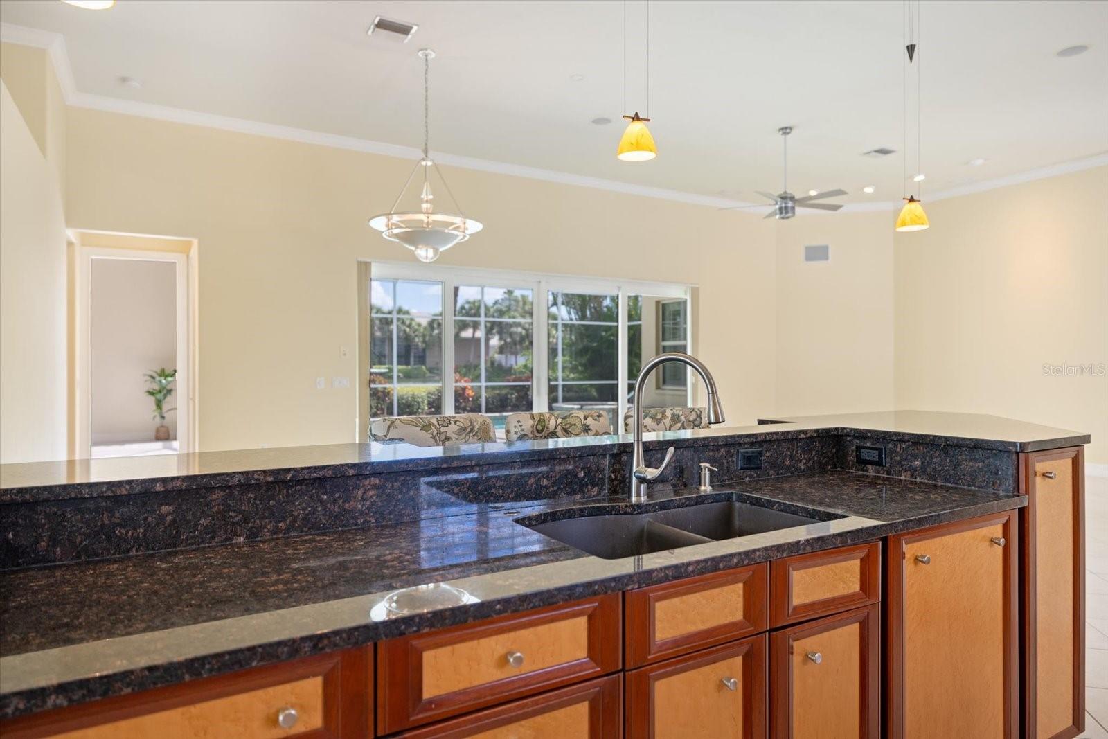 Image 18 of 63 For 17 Cayman Isles Boulevard