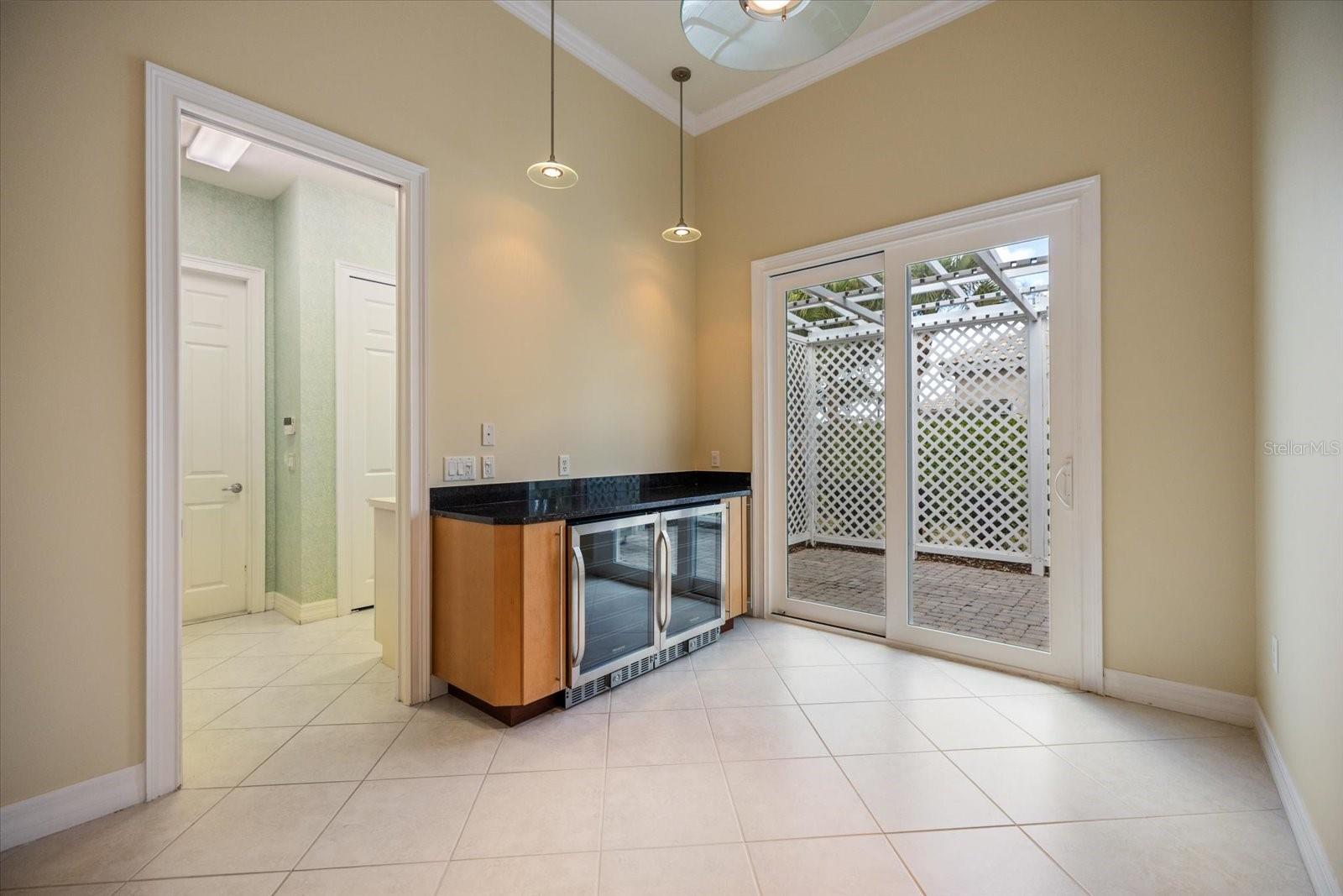 Image 21 of 63 For 17 Cayman Isles Boulevard